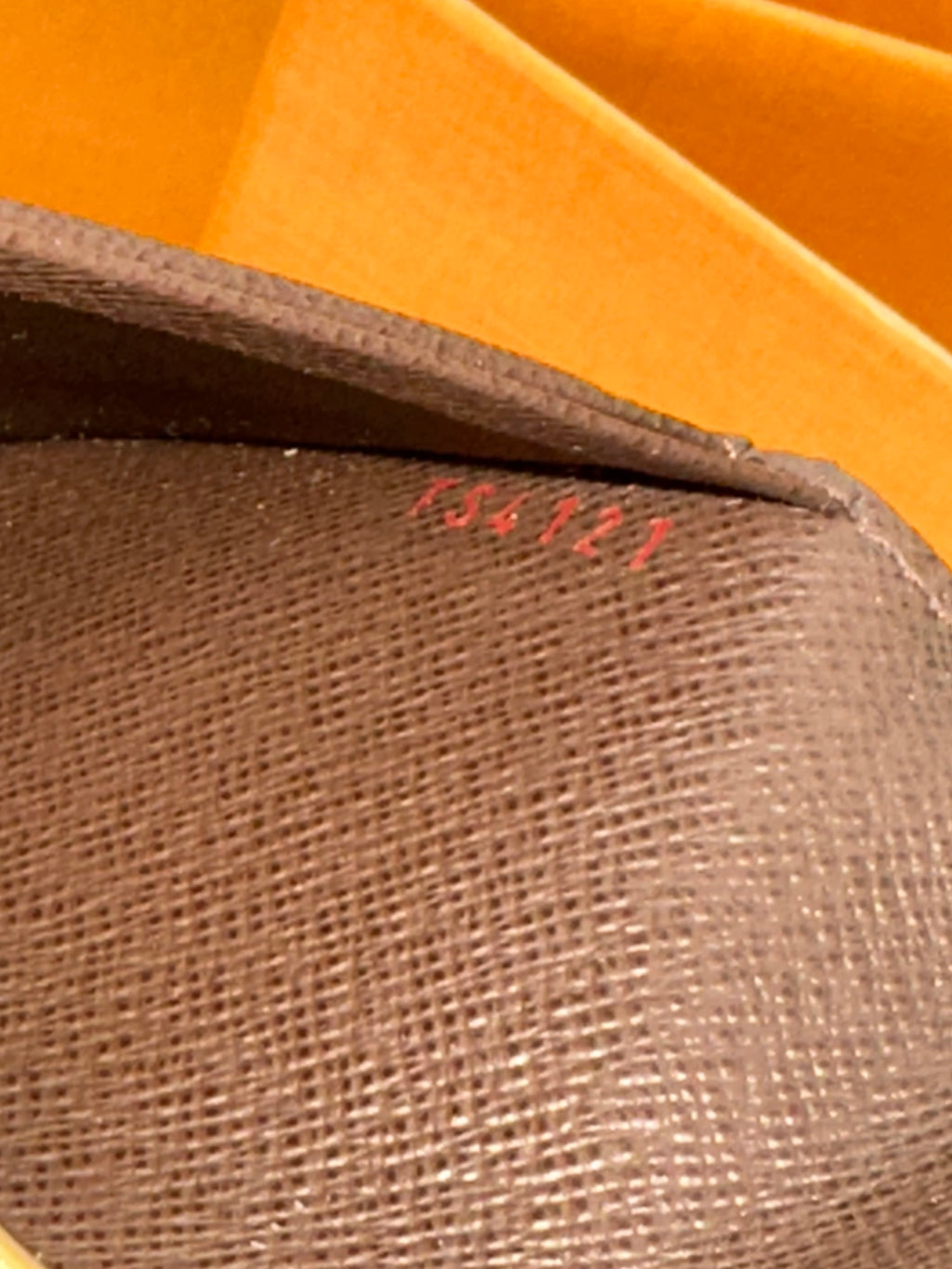 Louis Vuitton Brezza long