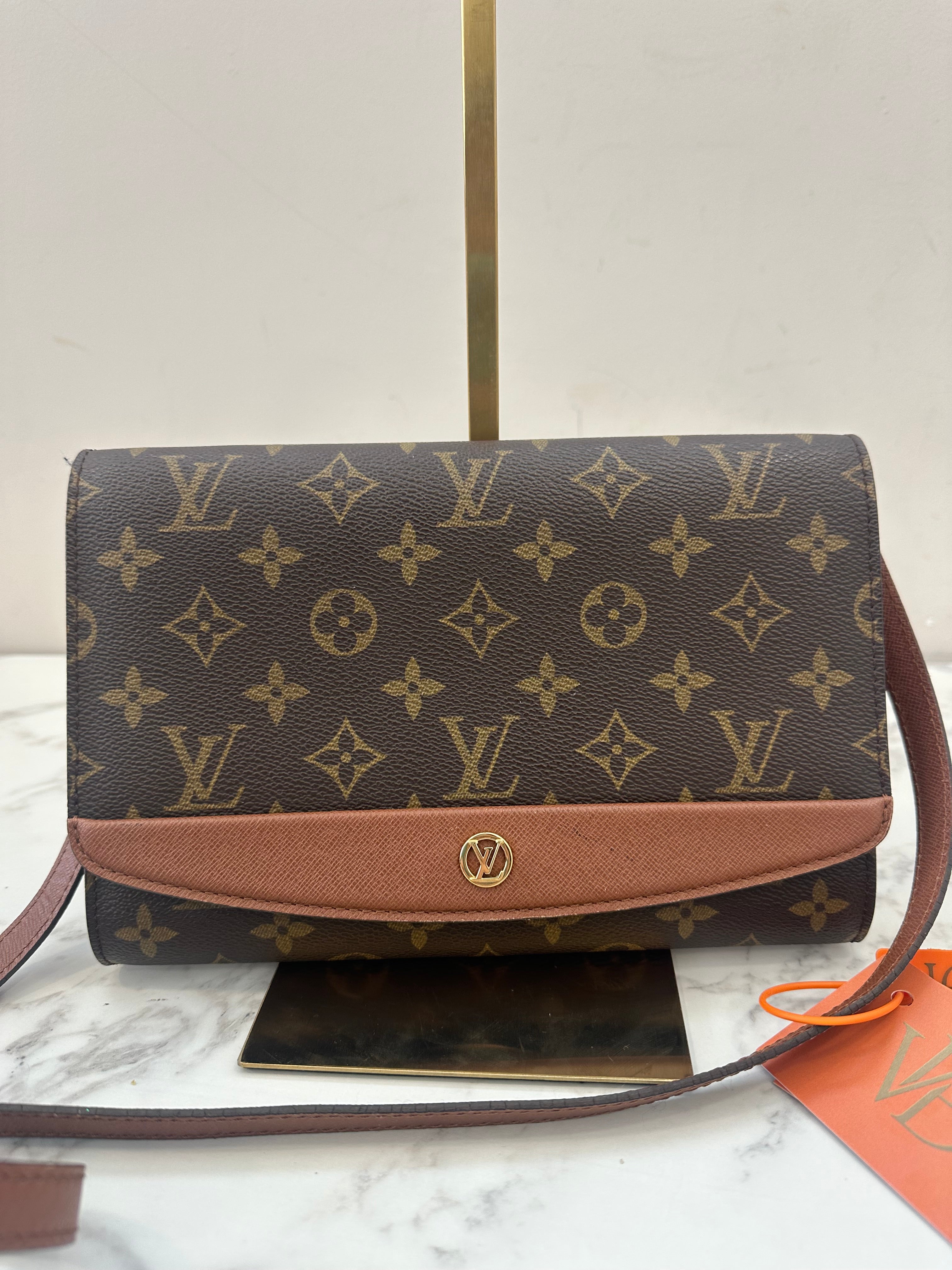 Louis Vuitton Bordeaux 23