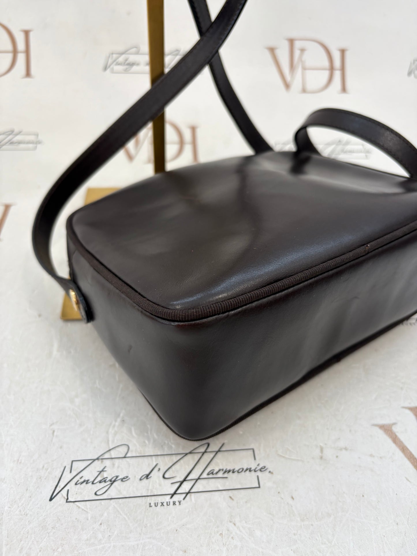 018338 - Salvatore Ferragamo Vara