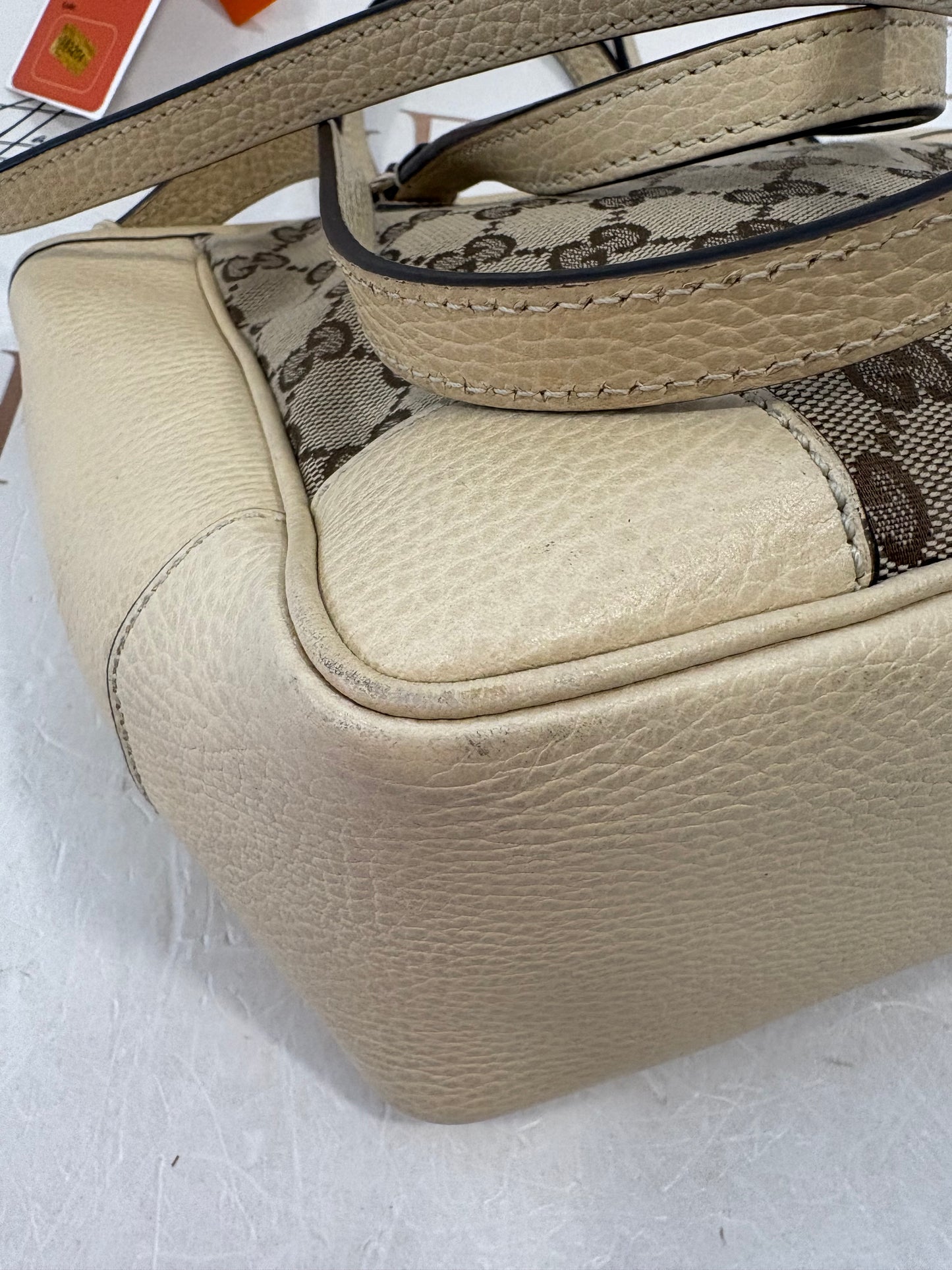 383204 - Gucci Bree