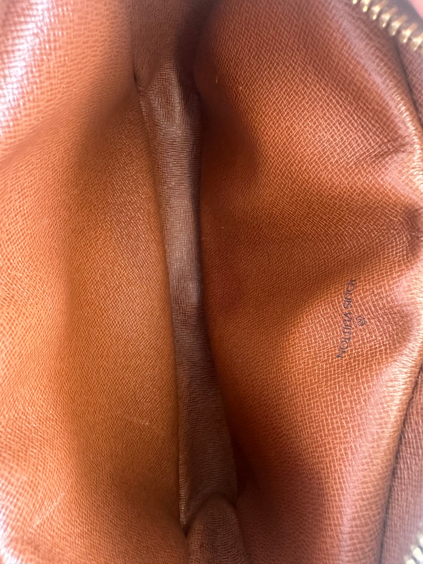 Louis Vuitton Saint German 24