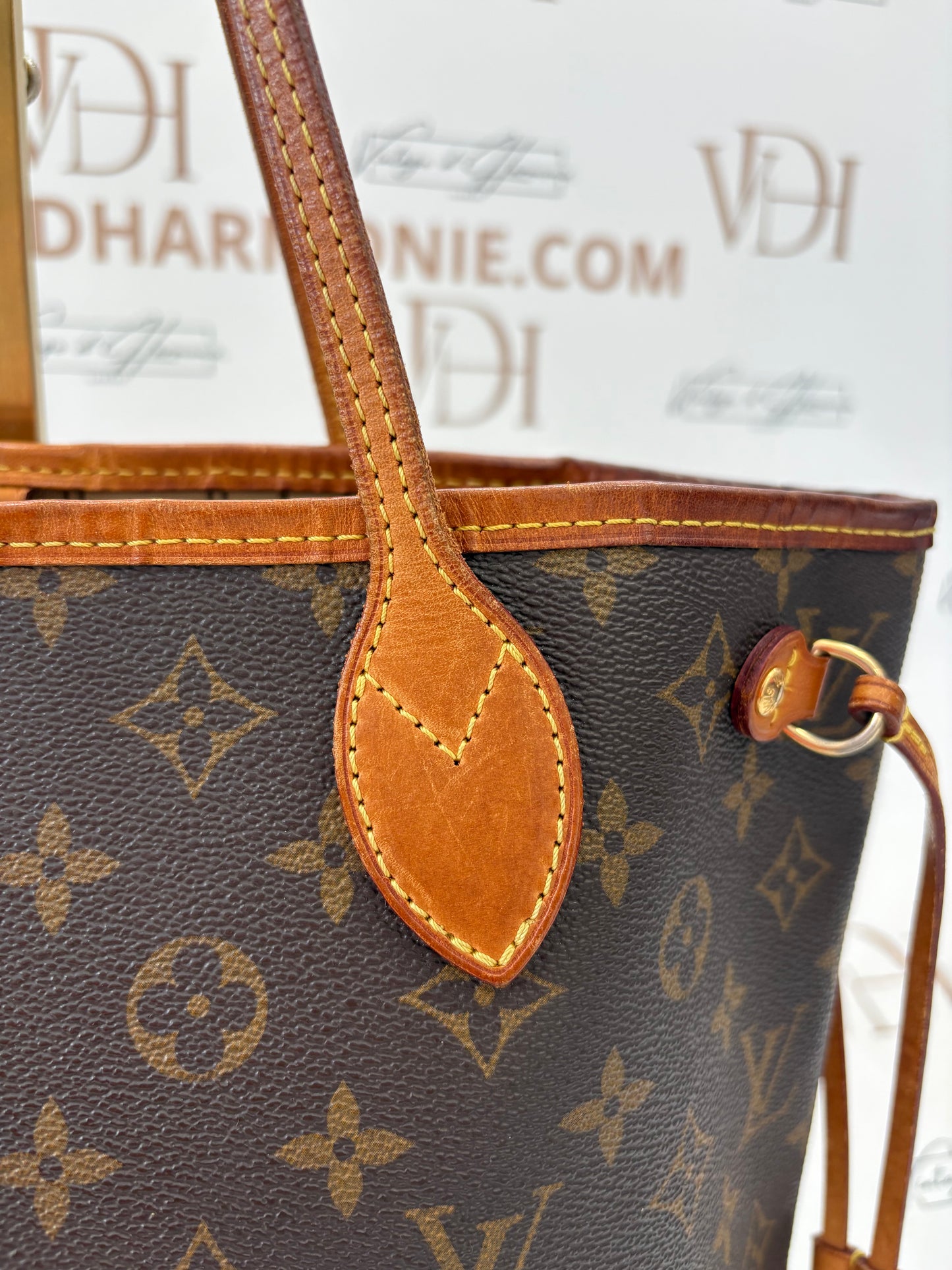 018658 - Louis Vuitton Neverfull PM