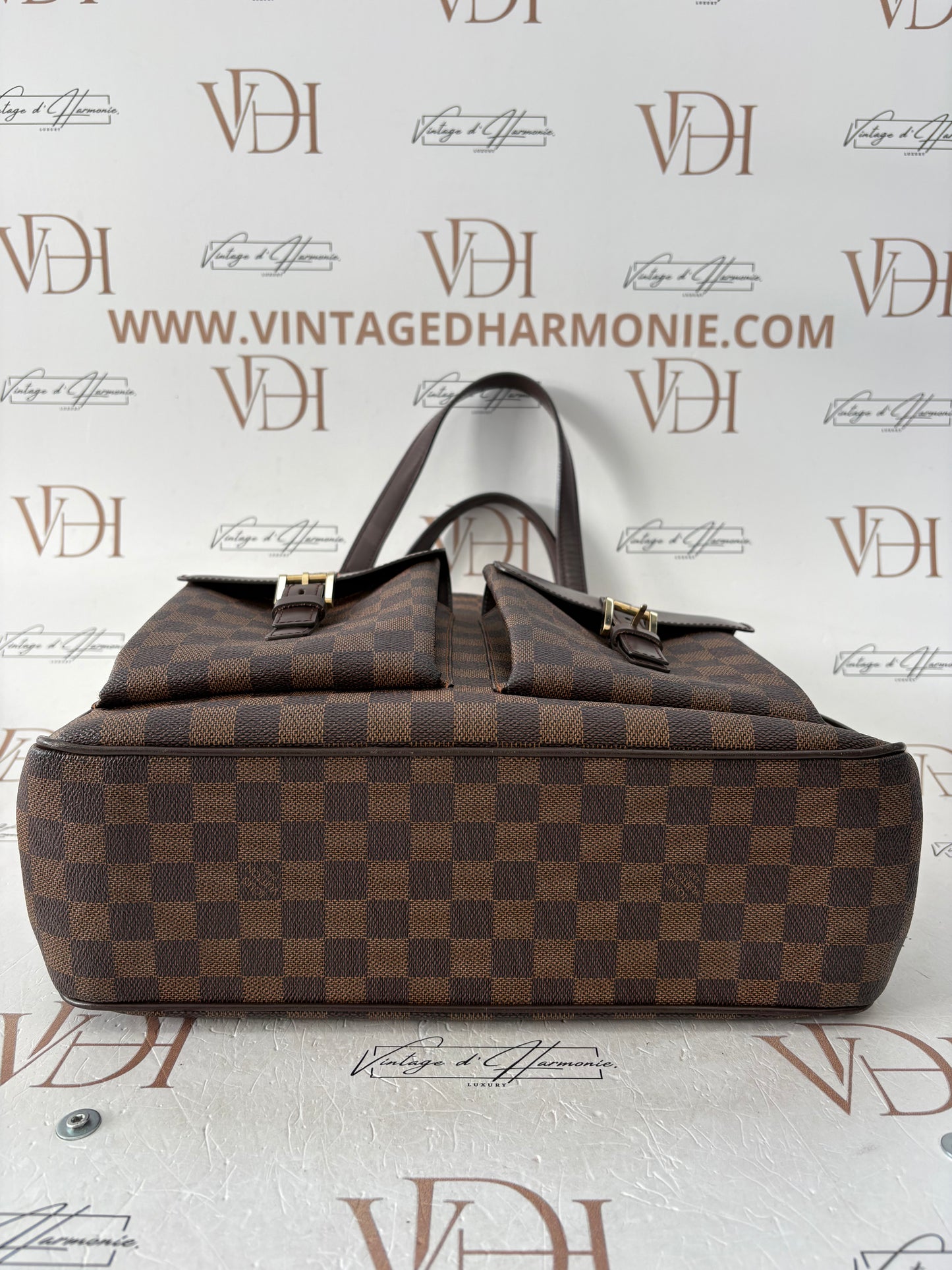 018886 - Louis Vuitton Uzes