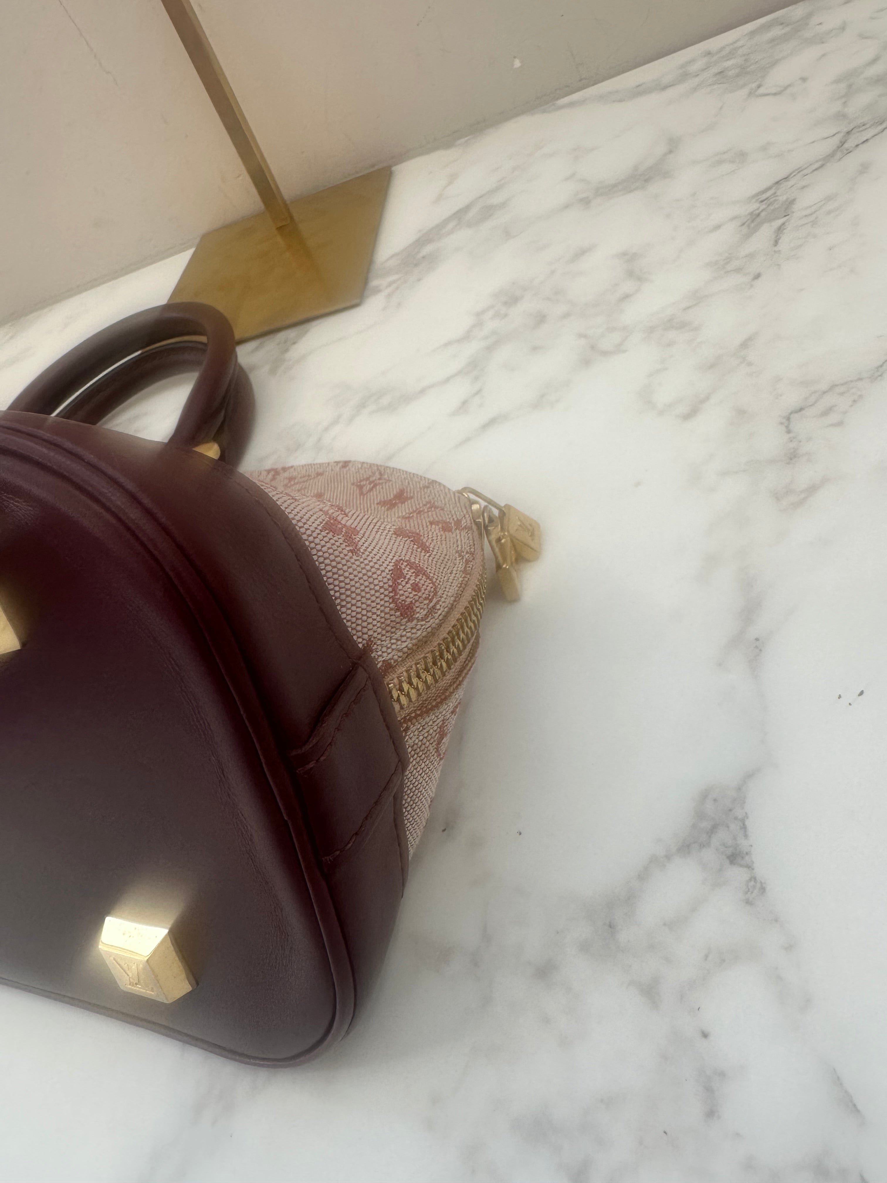 Louis Vuitton Alma Long