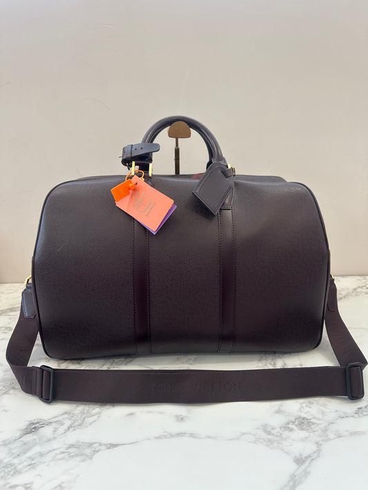 Louis Vuitton Taiga Kendall GM