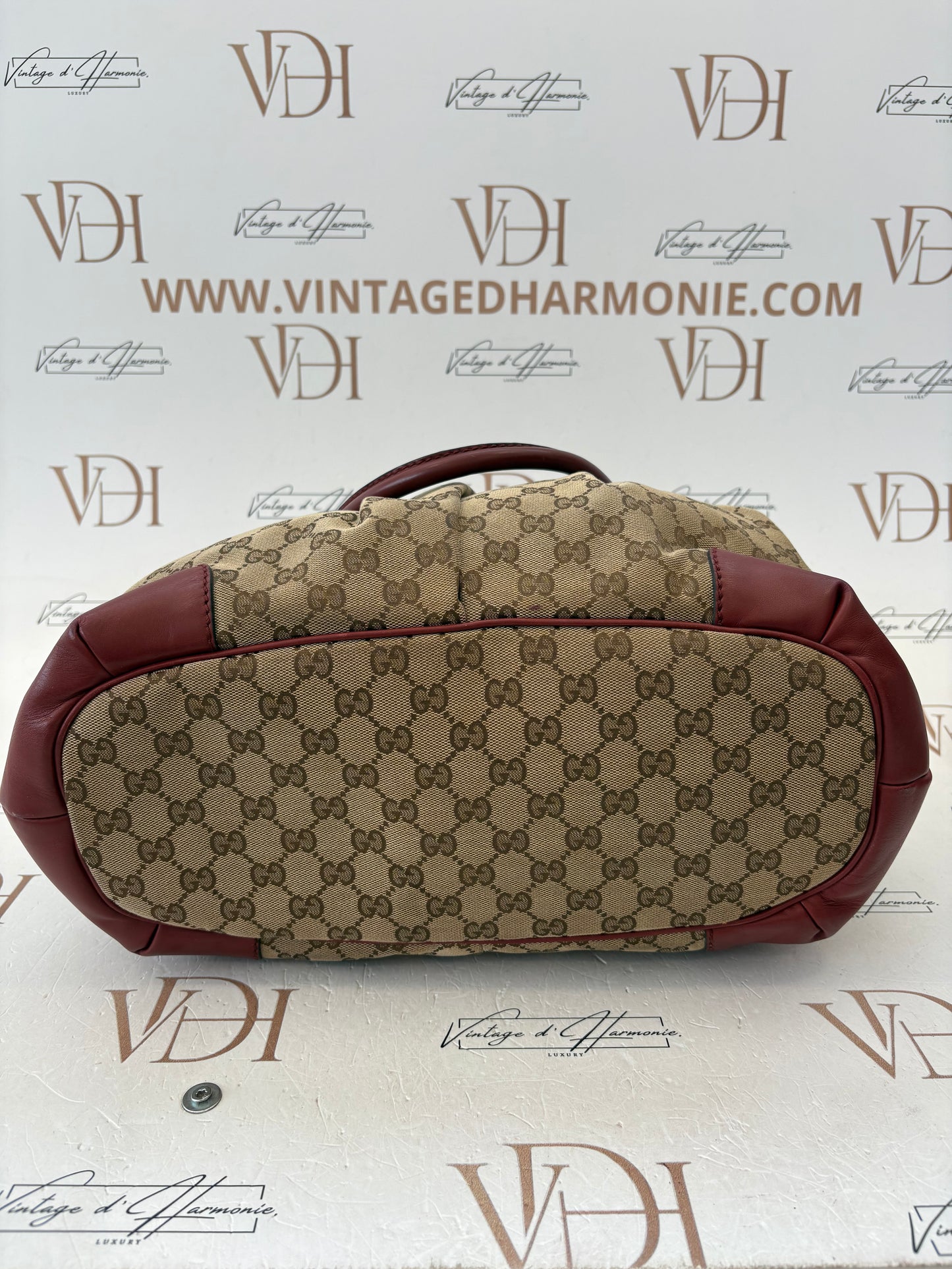 383800 - Gucci Sukey