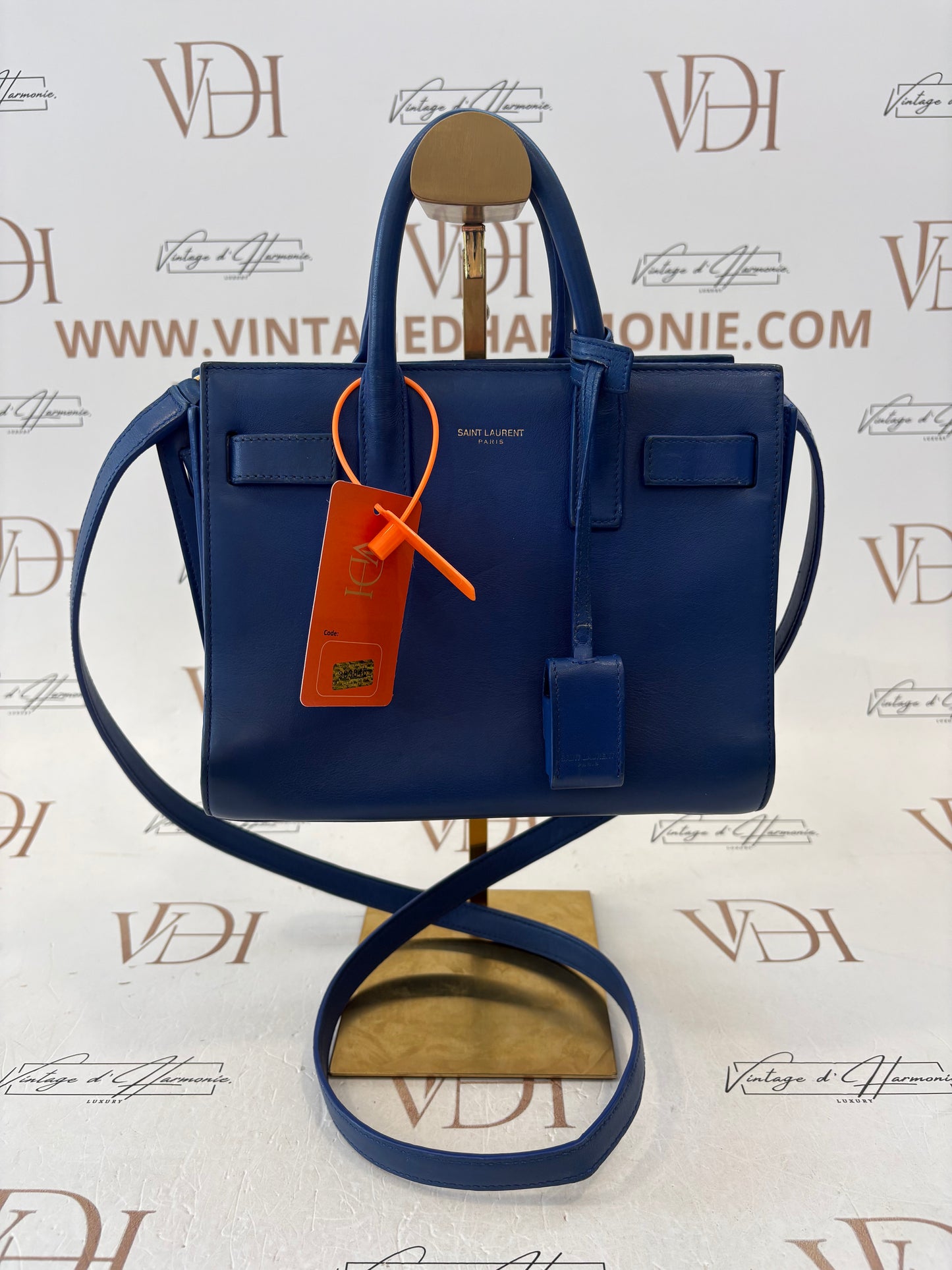 383846 - Saint Laurent Sac De Jour Nano