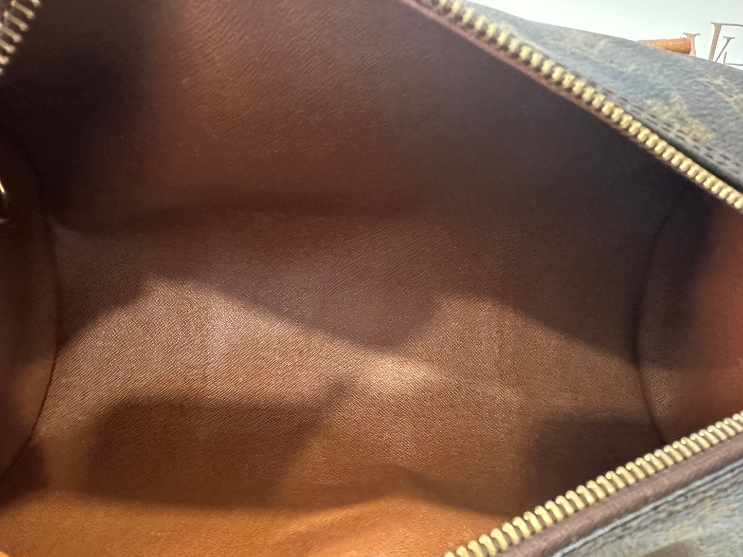 017810 - Louis Vuitton Papillon 30