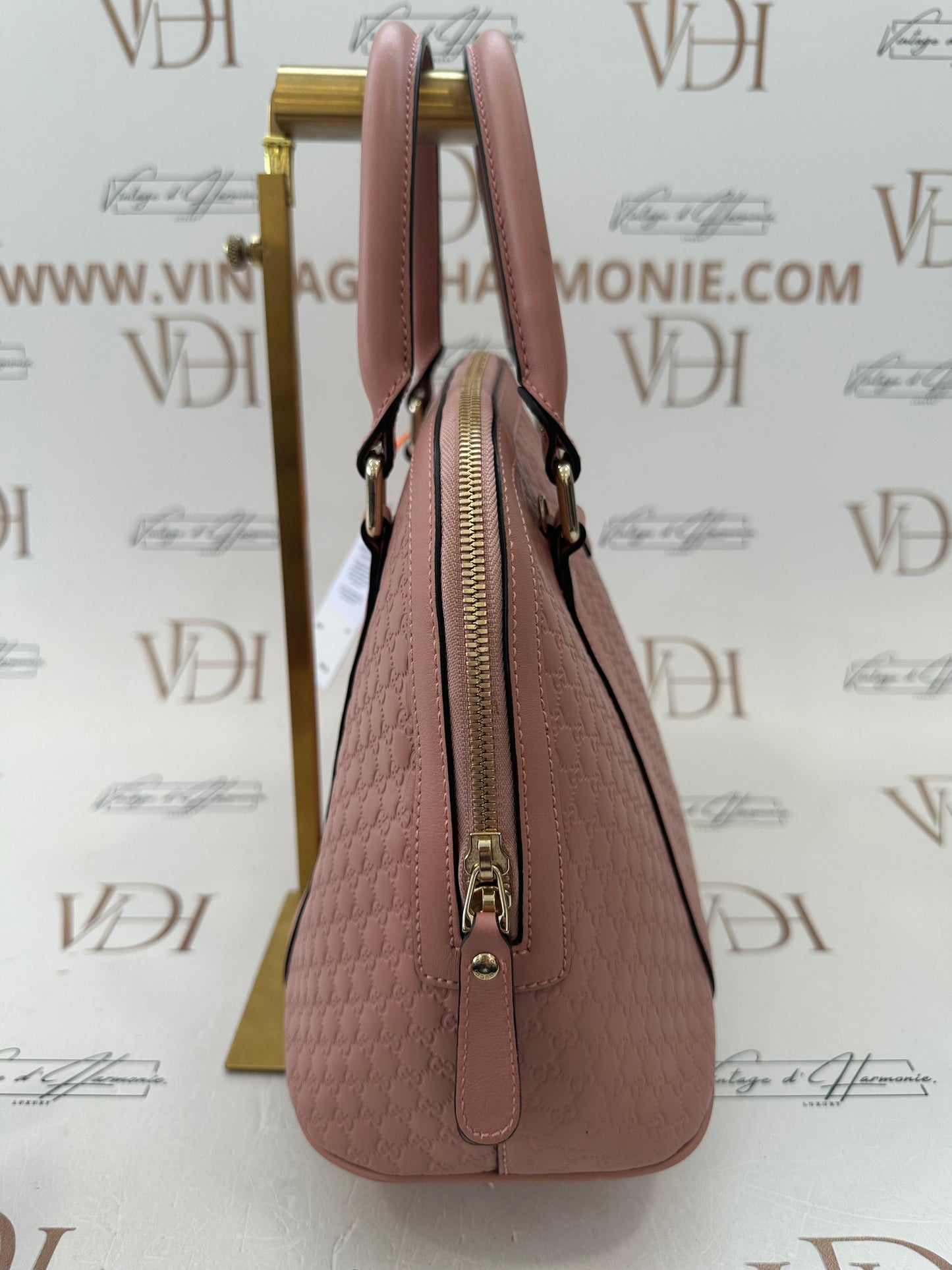 382745 - Gucci