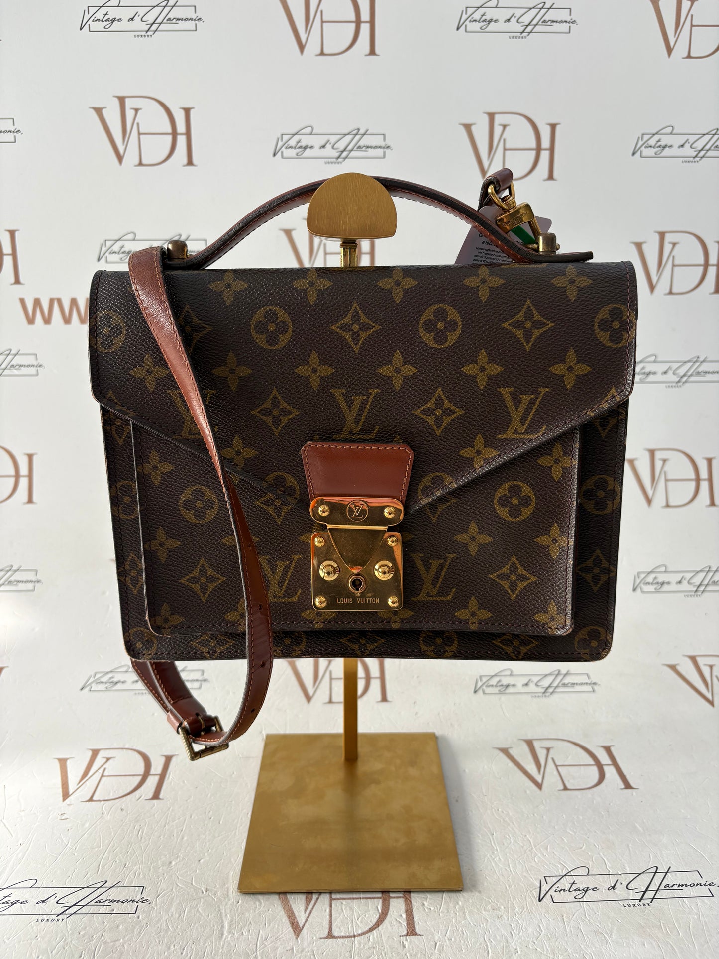 017174 - Louis Vuitton Monceau 26