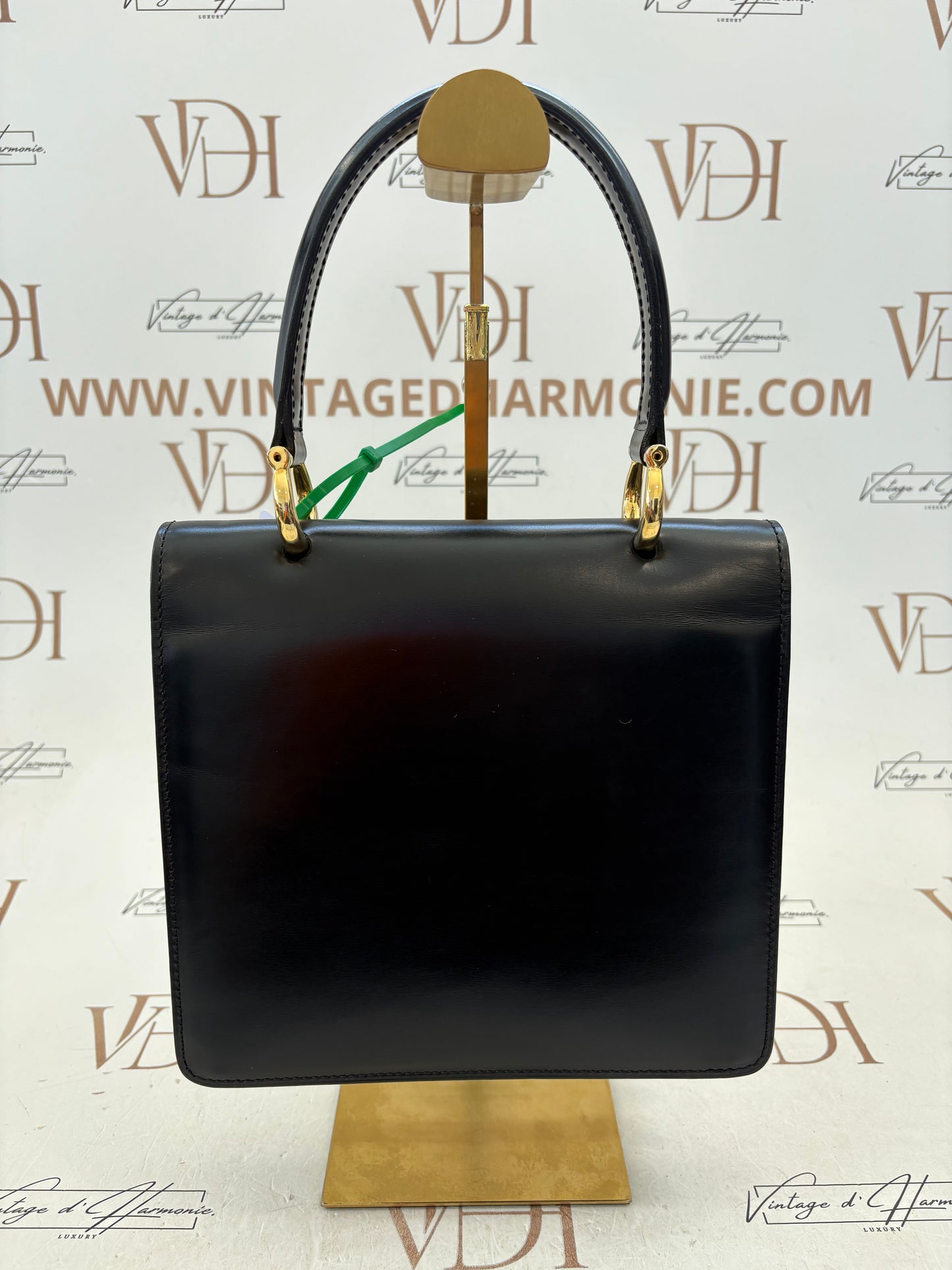 017099 - Céline Black