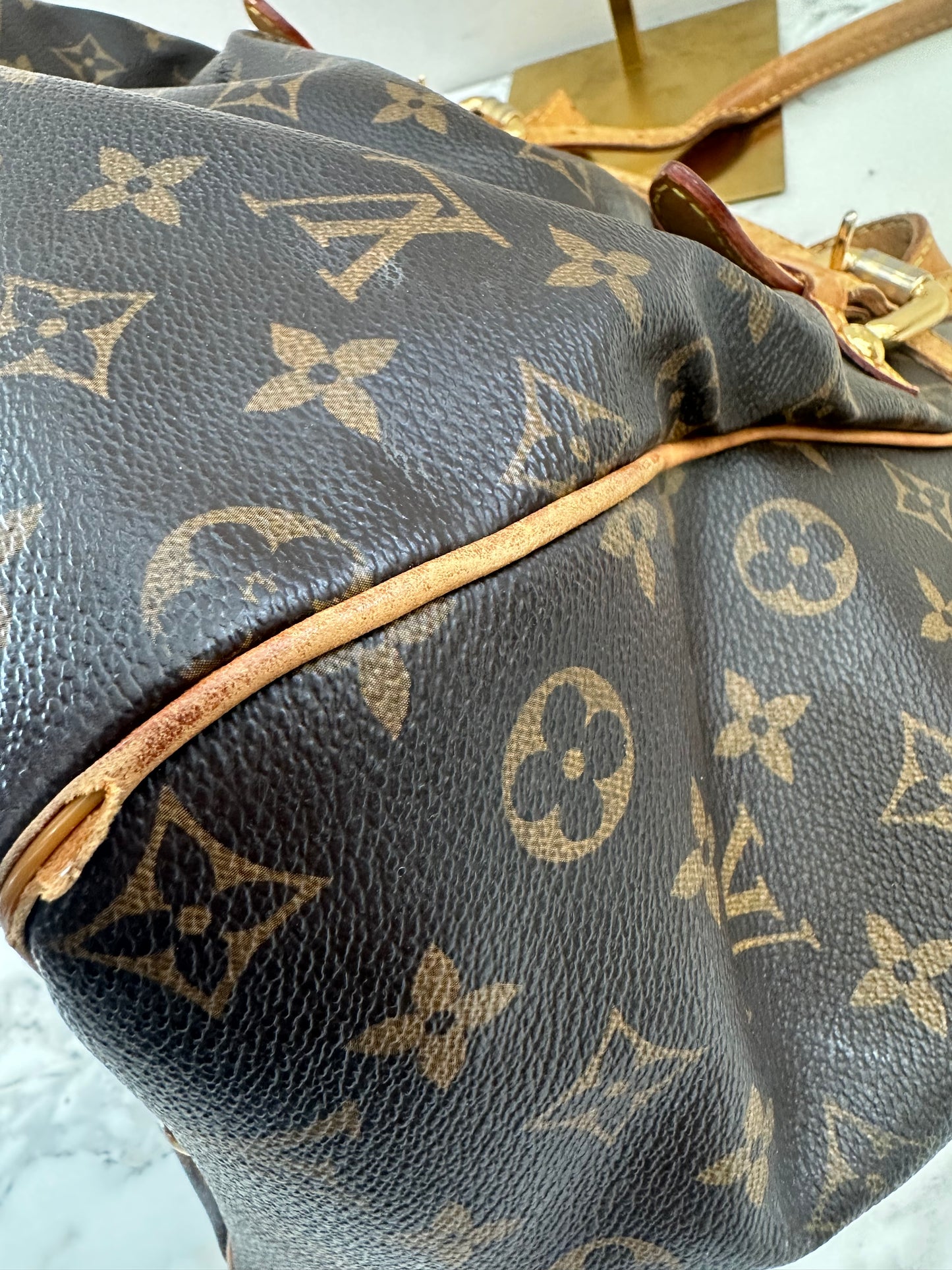 Louis Vuitton Tivoli GM