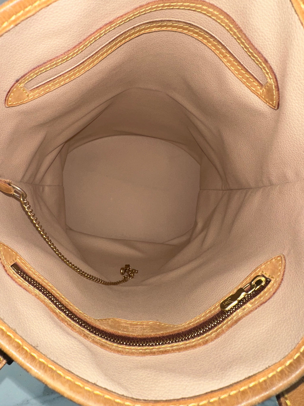 Louis Vuitton Bucket GM