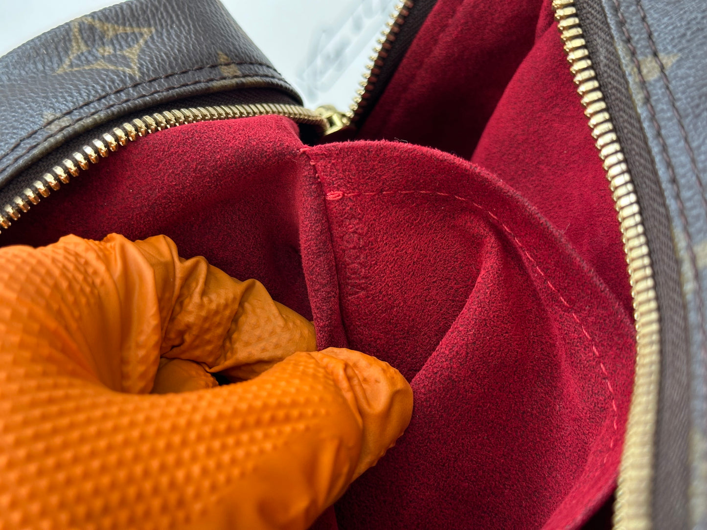 016928 - Louis Vuitton Excentricite