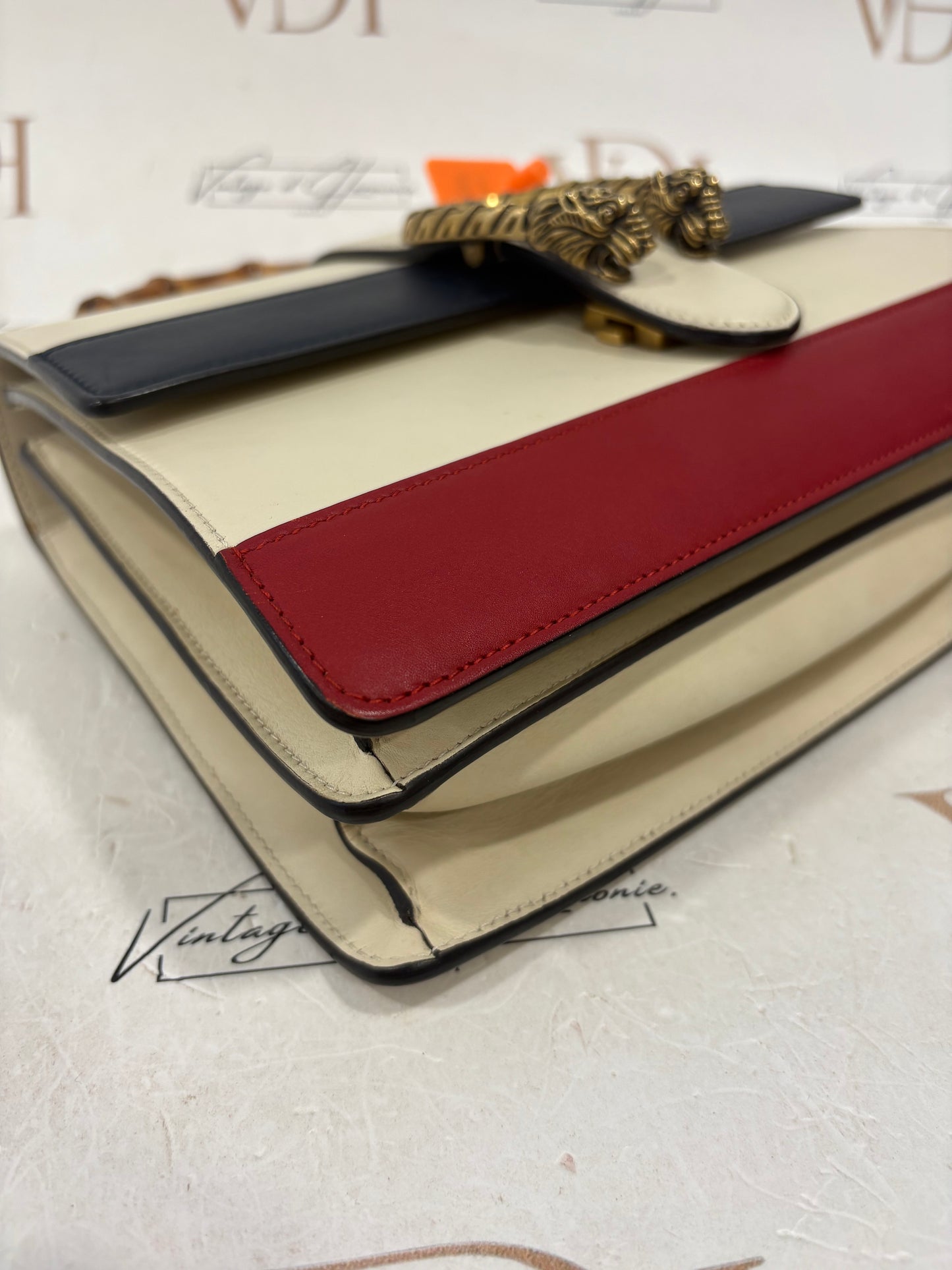 383889 - Gucci Dionysus