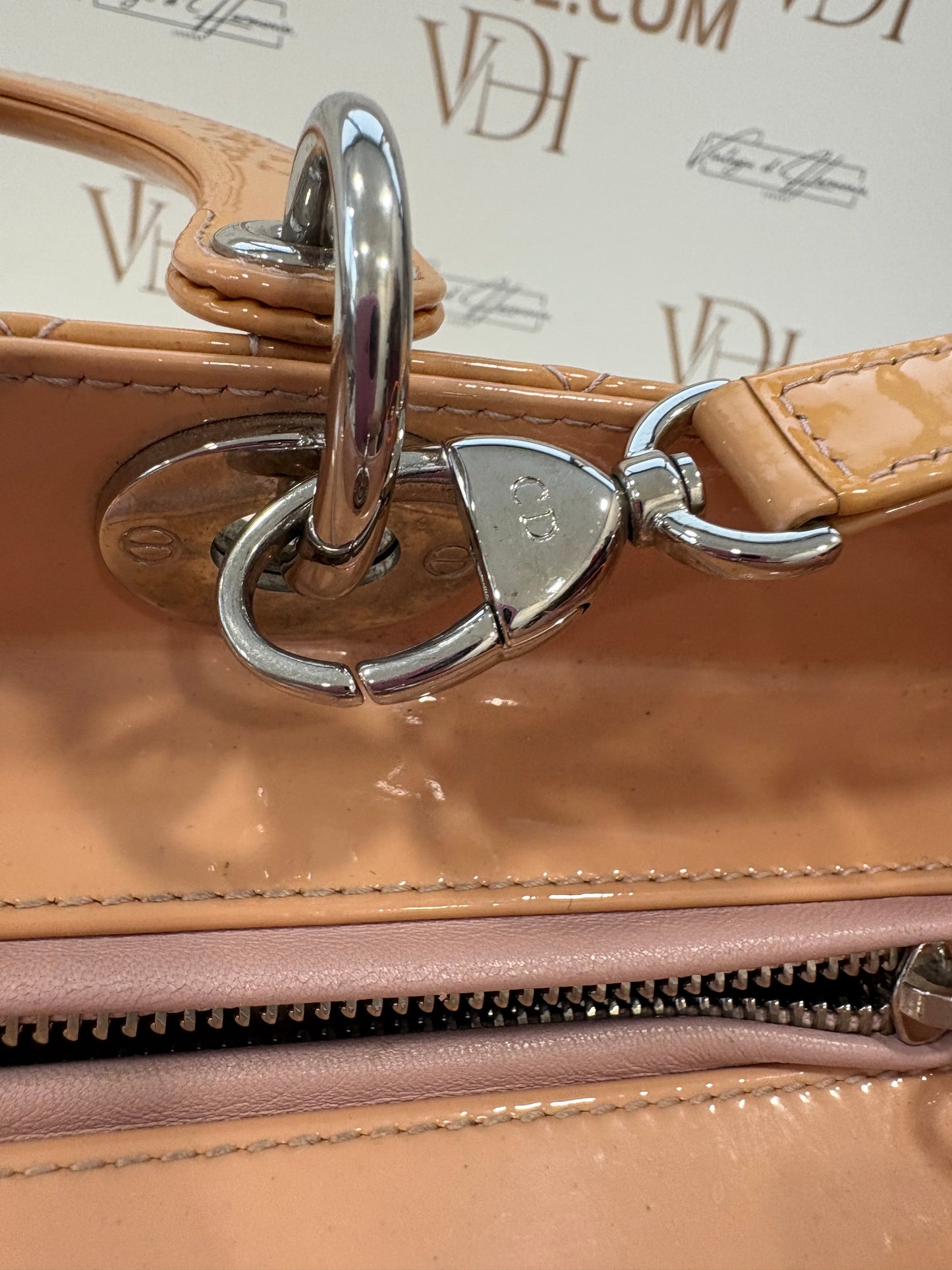 383224 - Dior Lady