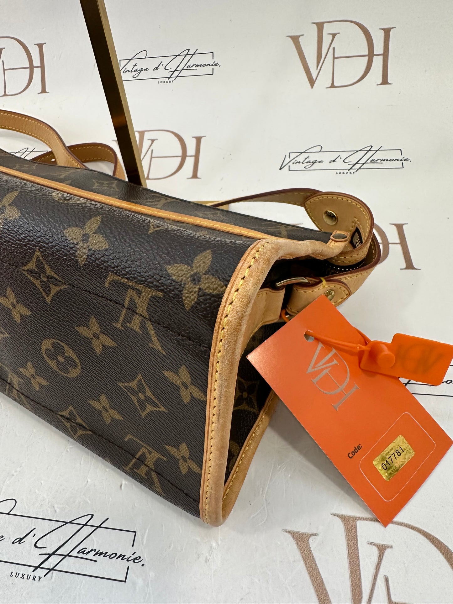 017781 - Louis Vuitton Popincourt