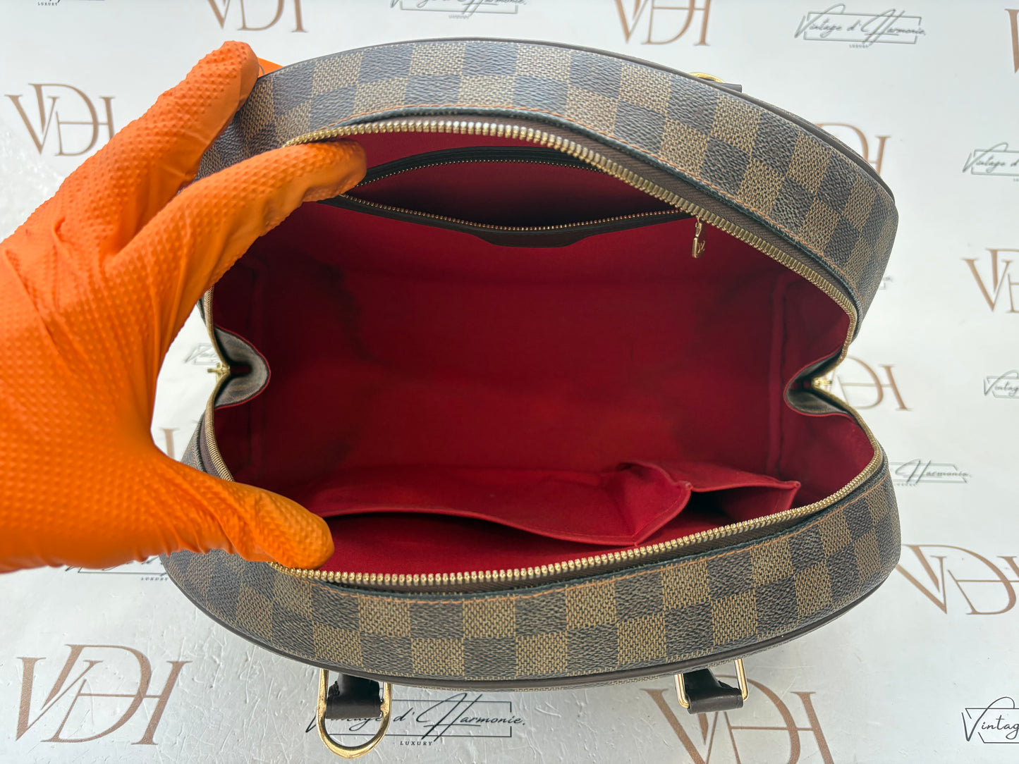018778 - Louis Vuitton Nolita