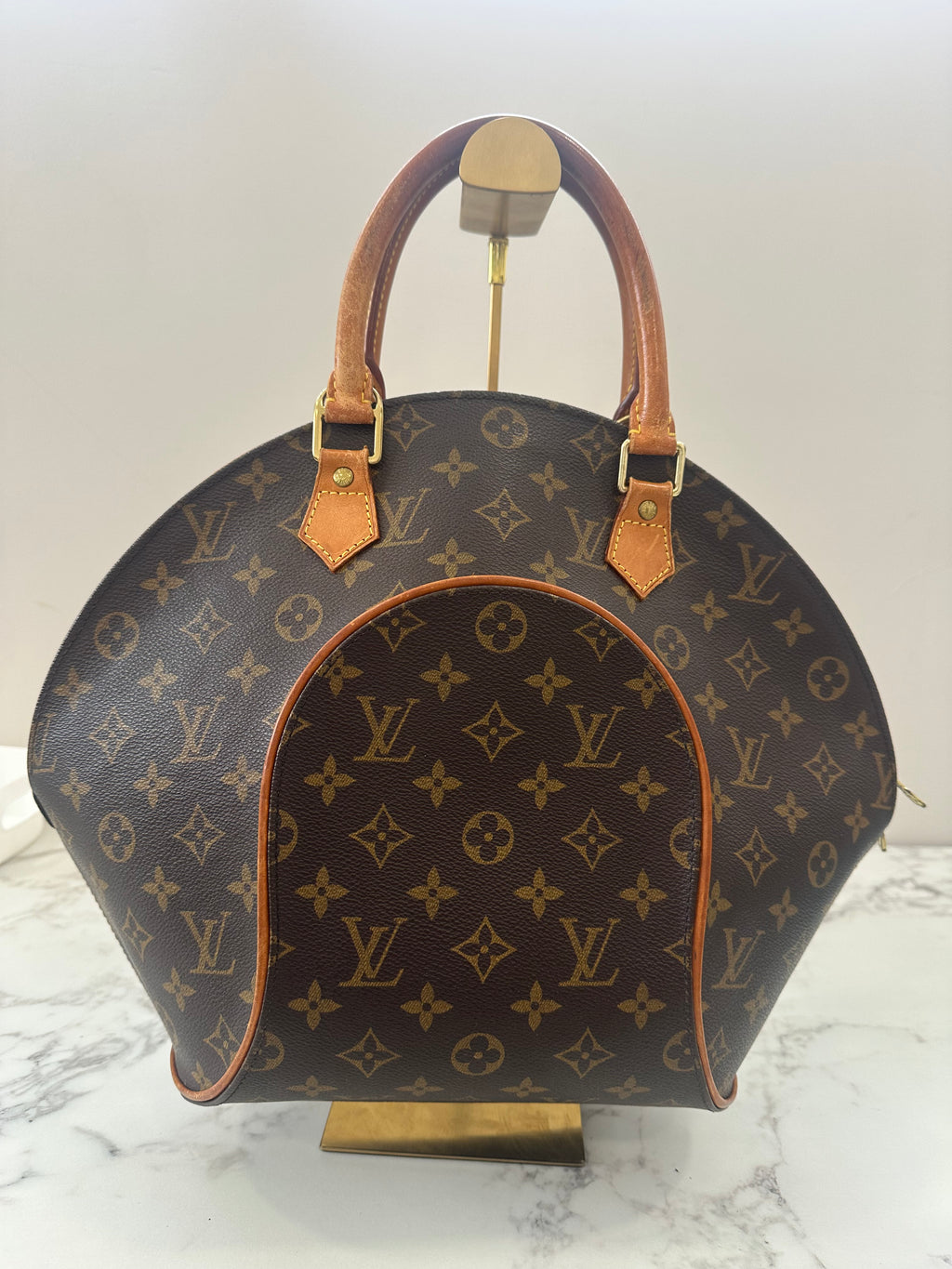 Louis Vuitton Ellipse MM