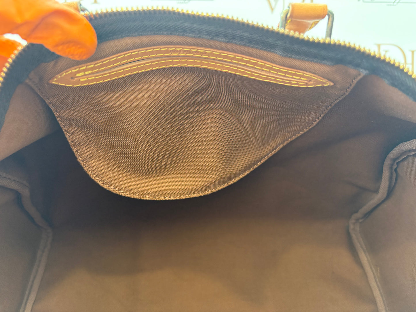 018606 - Louis Vuitton Speedy 35