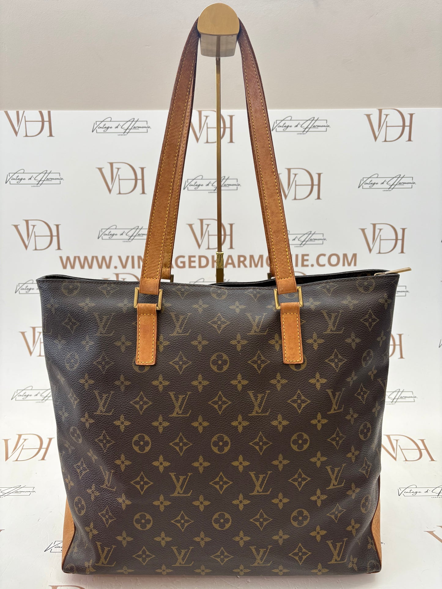 018706 - Louis Vuitton Cabas Mezzo