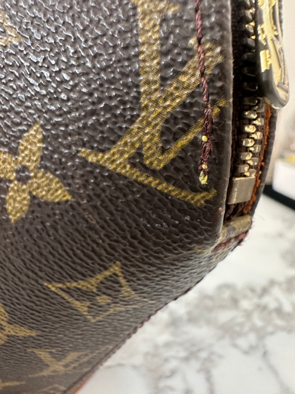 Louis Vuitton Ellipse MM