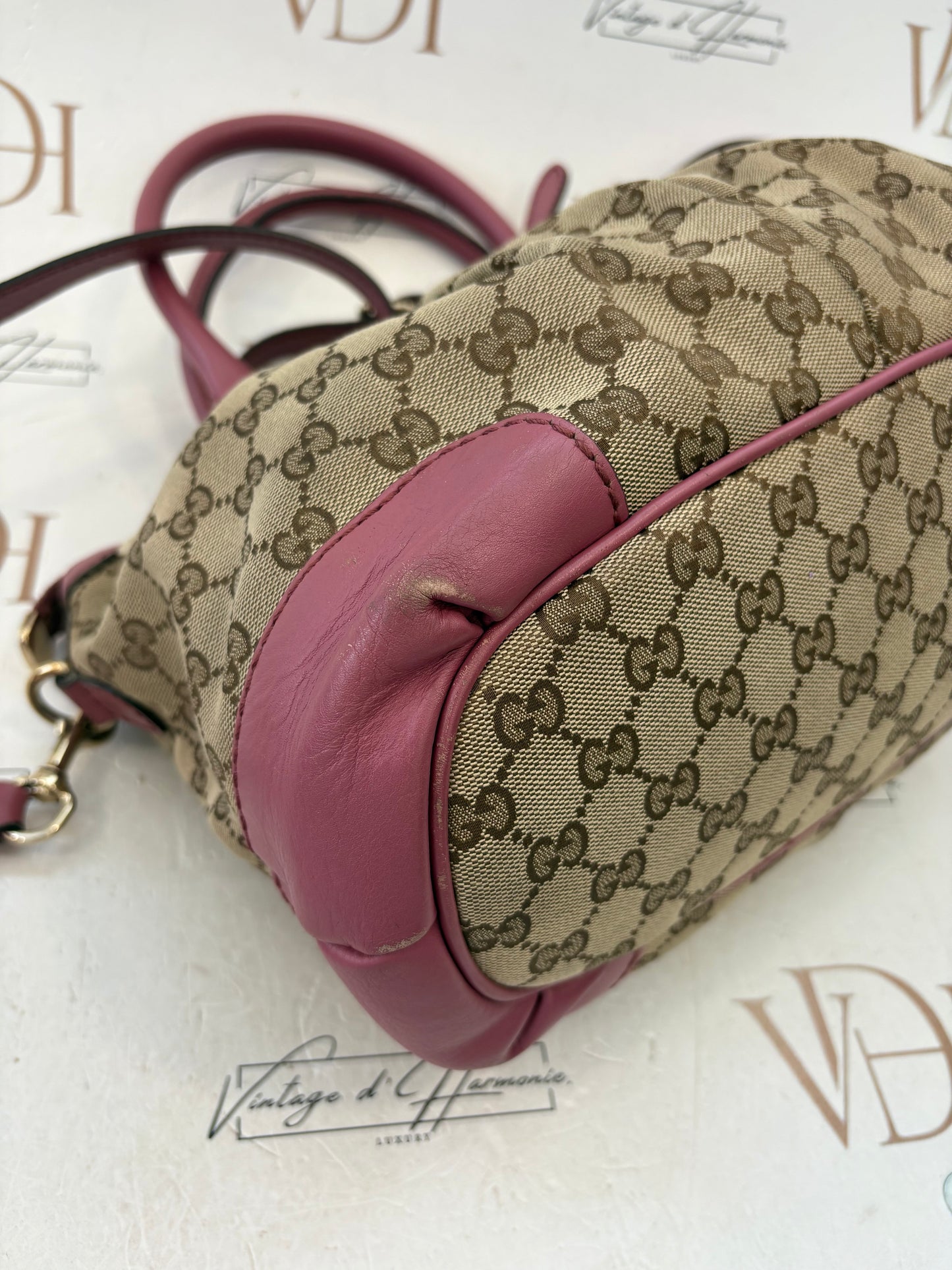 383977 - Gucci Sukey