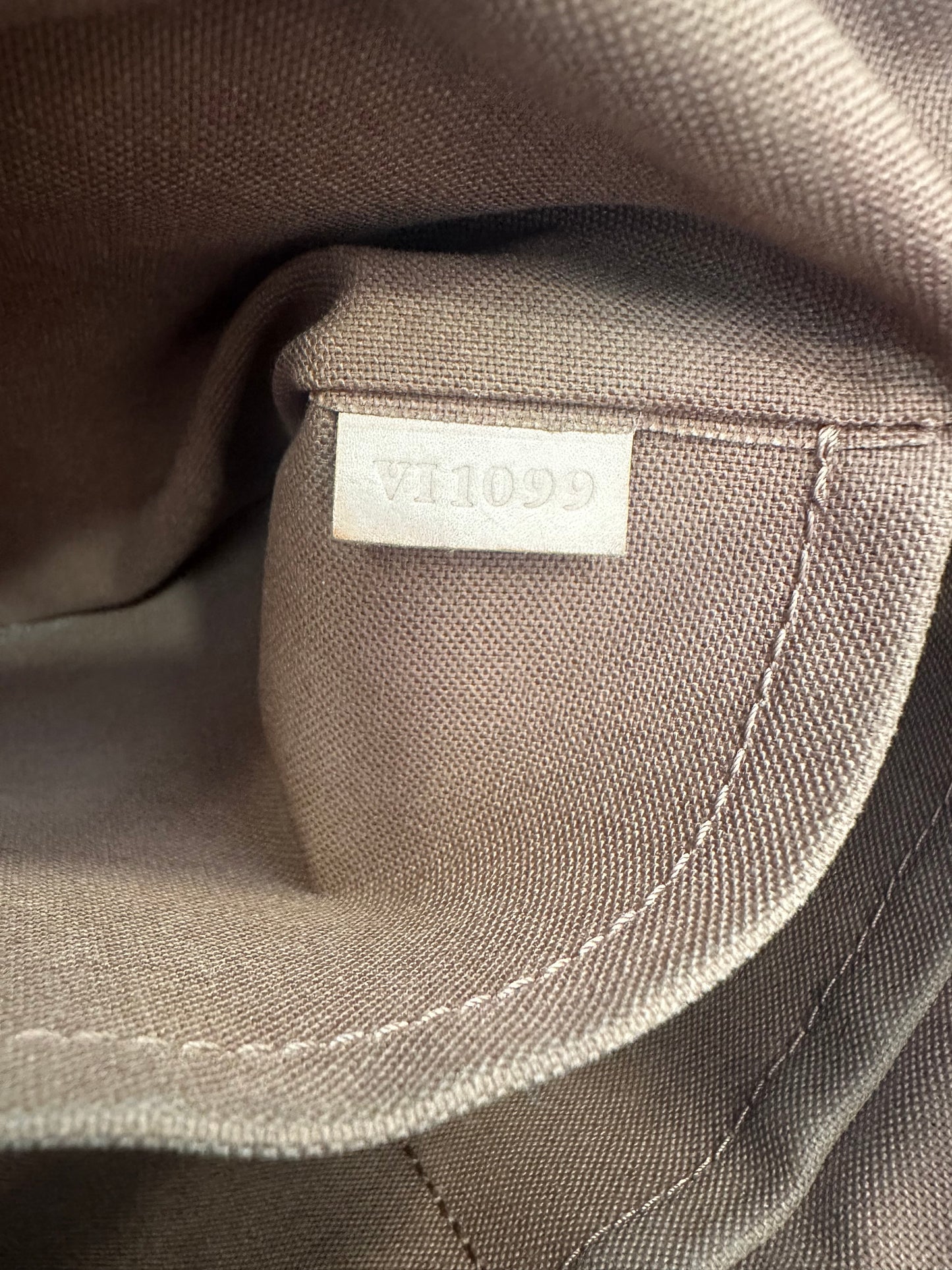 382575 - Louis Vuitton Palermo