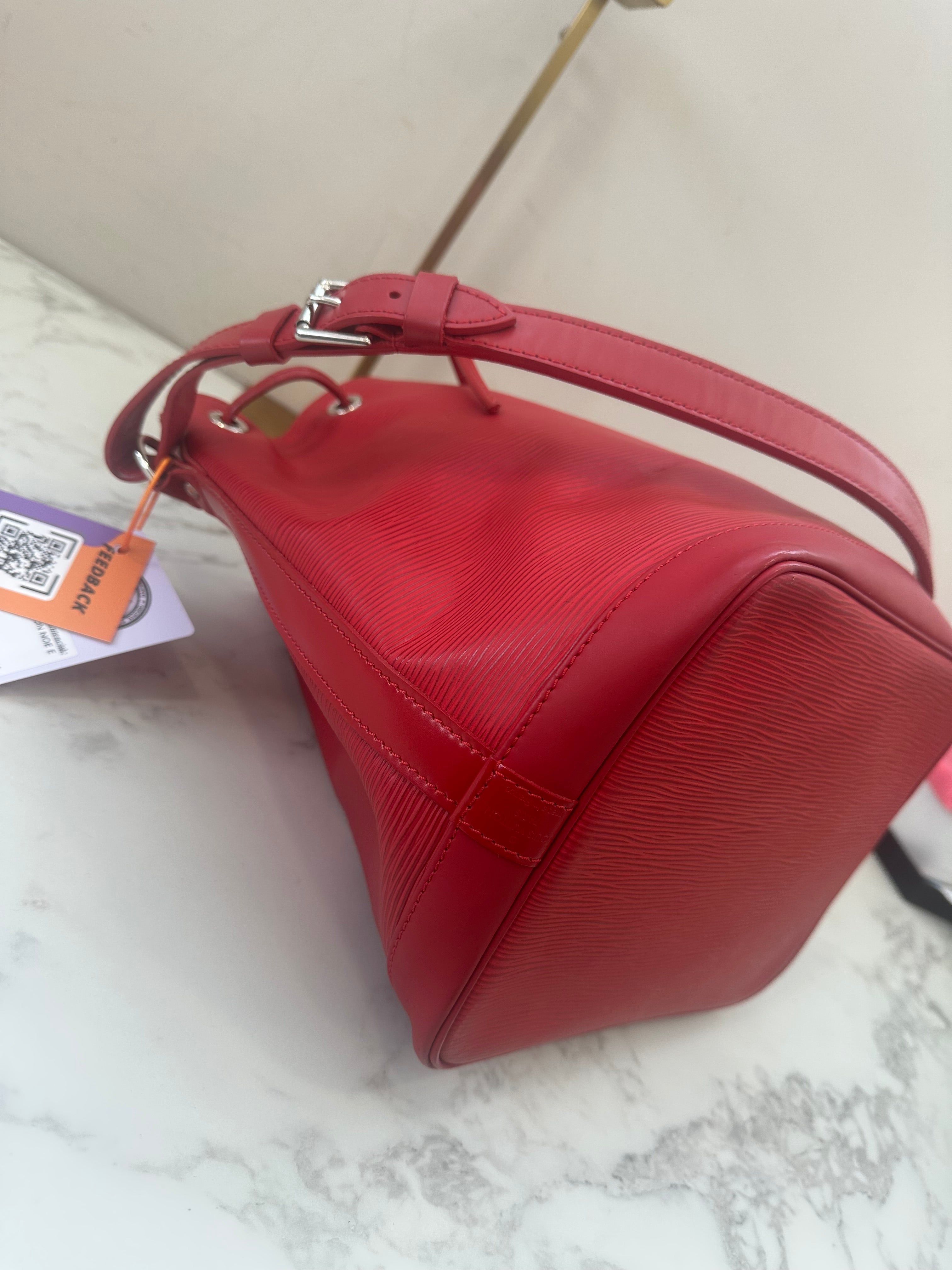 Louis Vuitton Noé Epi Red