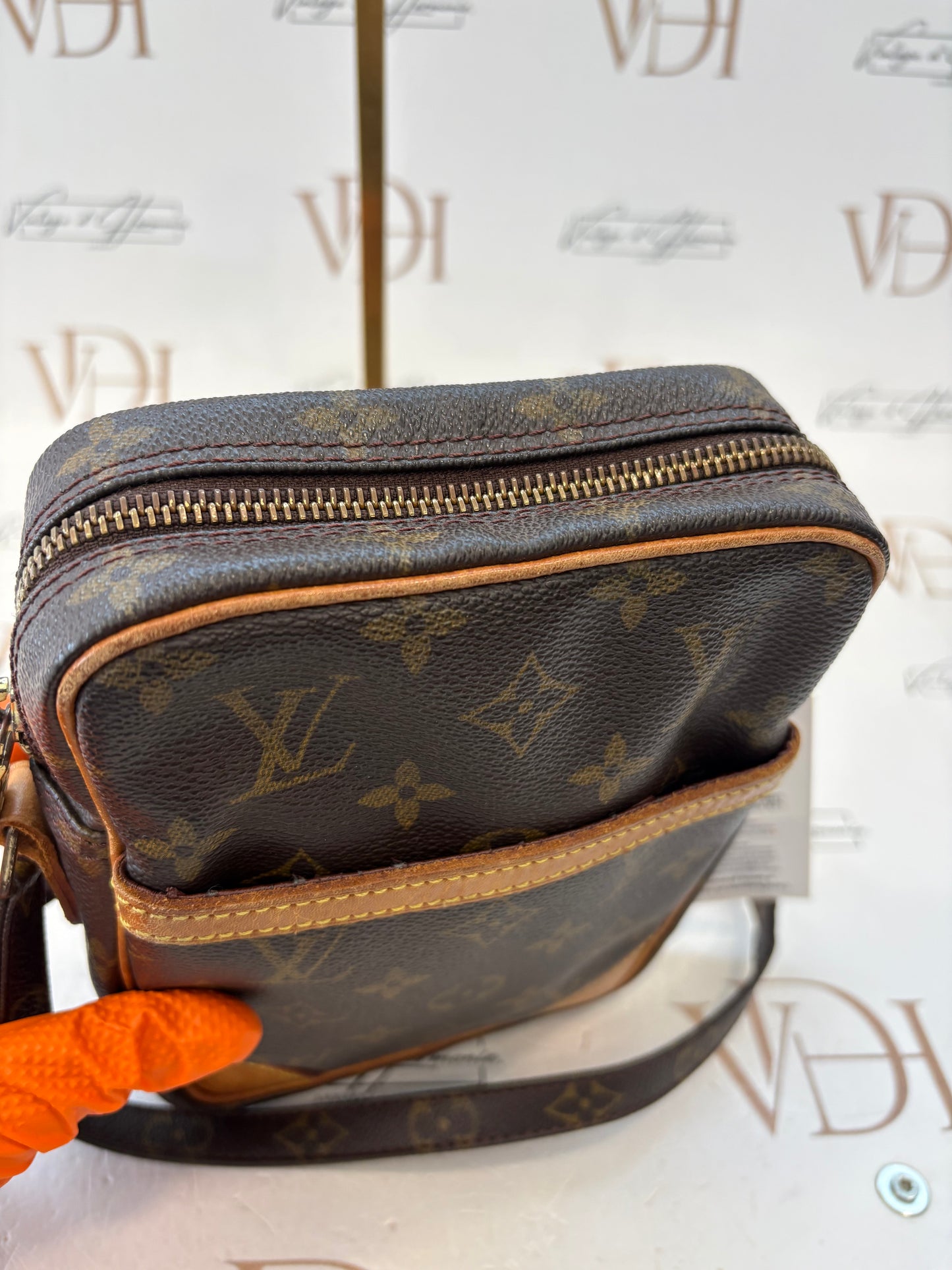 018762 - Louis Vuitton Danube