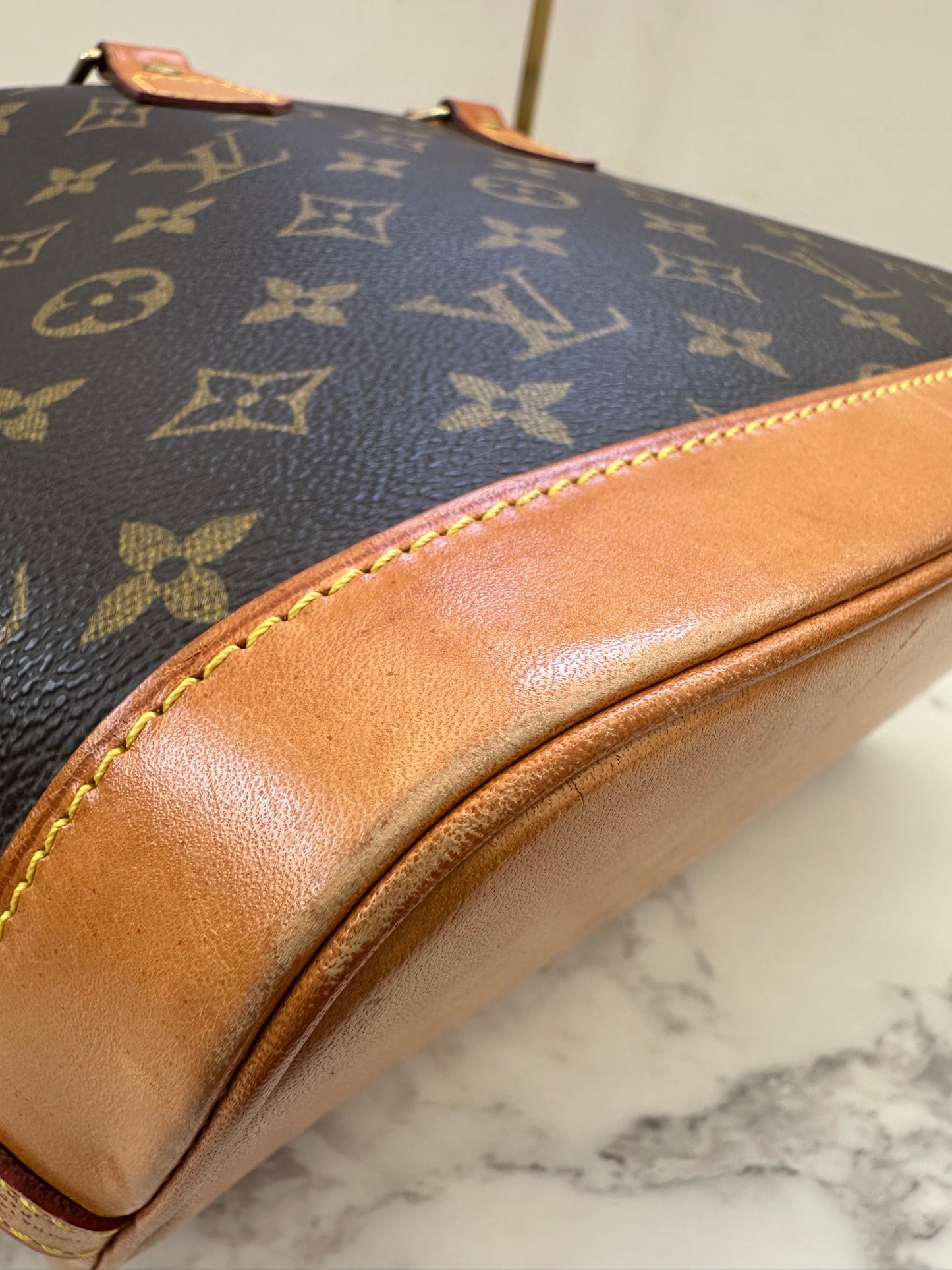 Louis Vuitton Alma