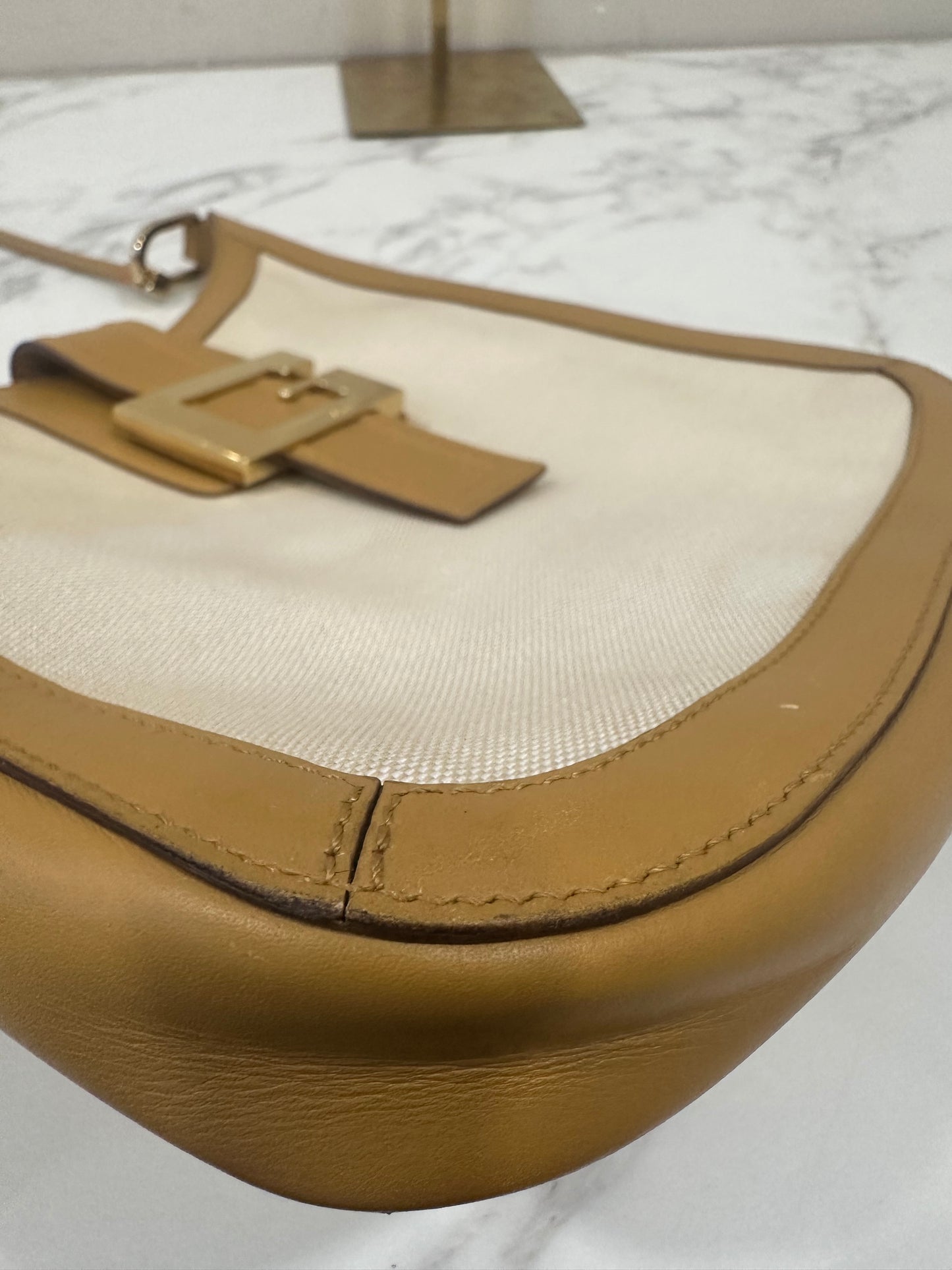 Gucci Beige