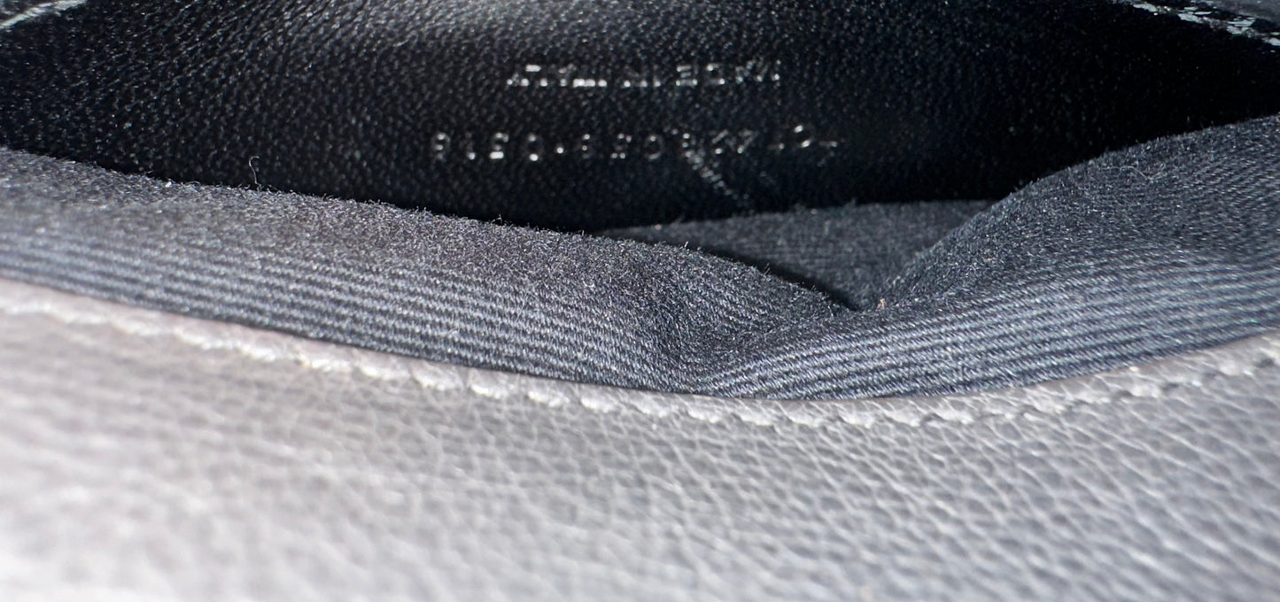 Yves Saint Laurent Gray College