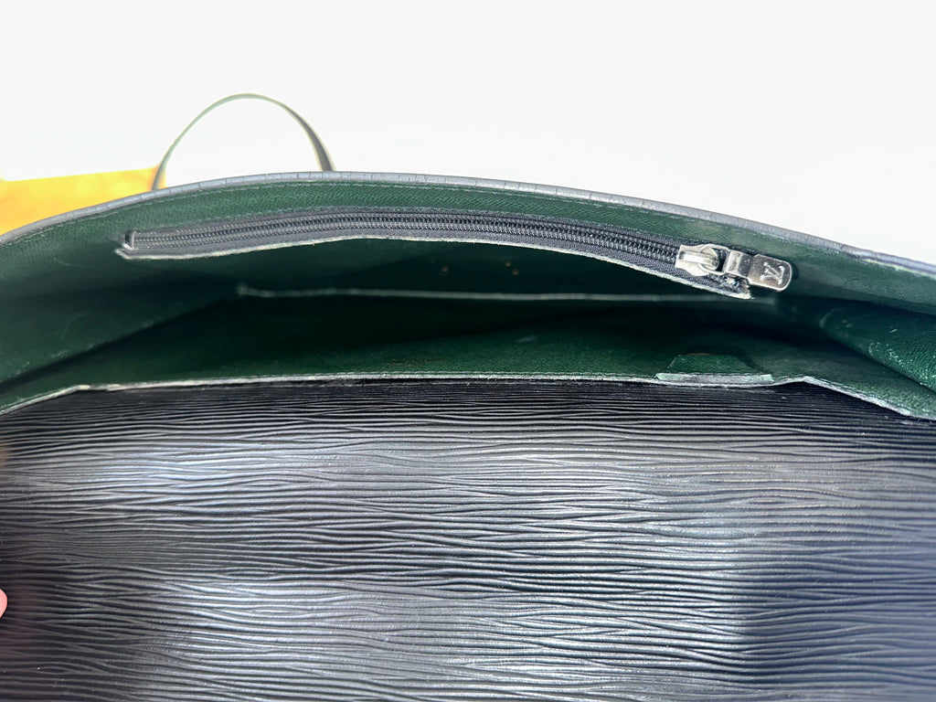 Louis Vuitton Epi Porte Documents Bandouliere