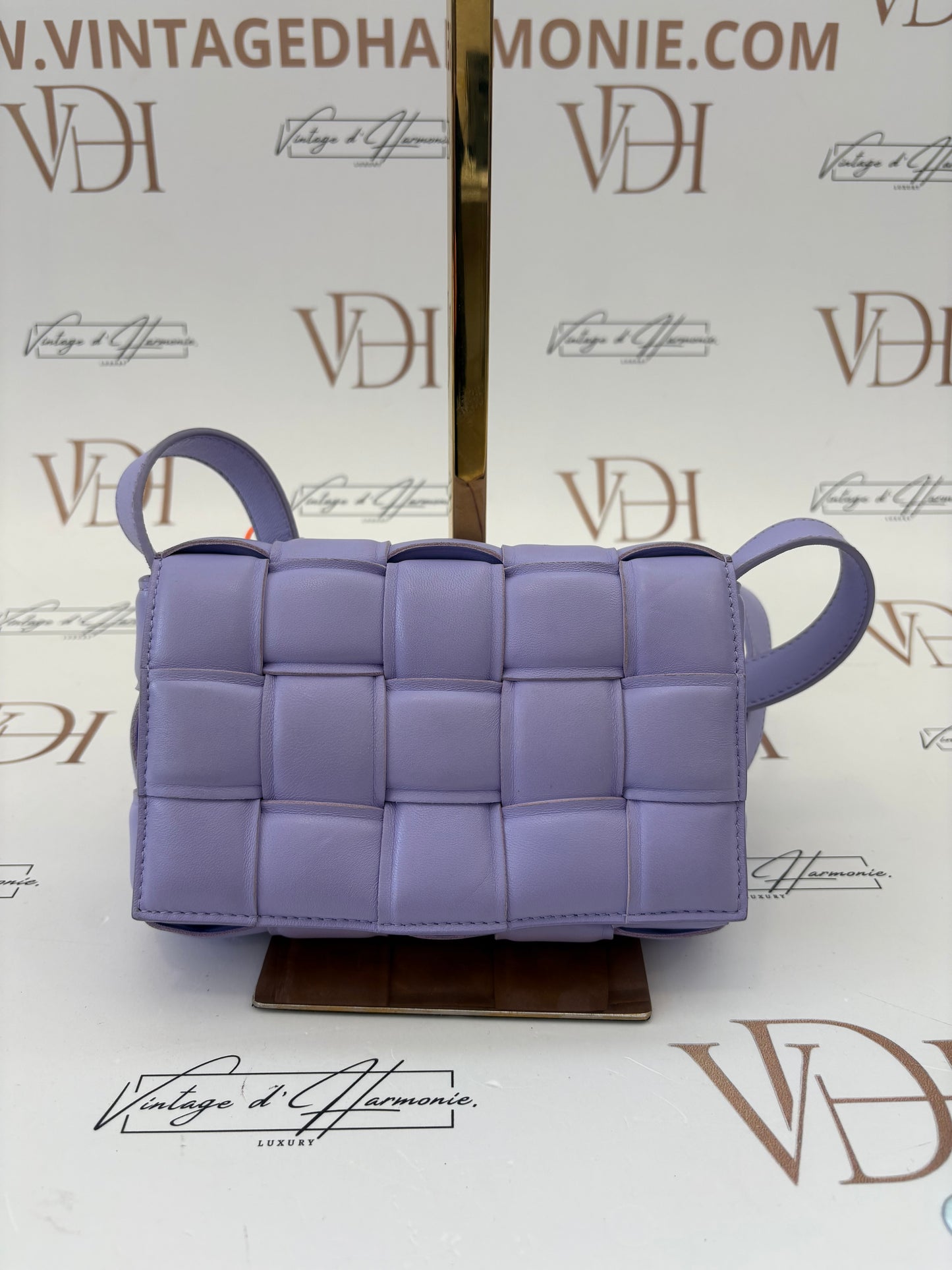 384124 - Bottega Veneta Cassette