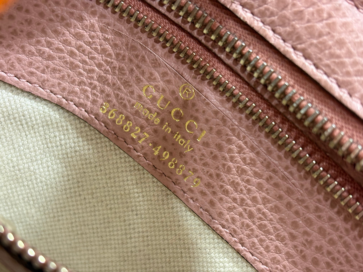383178 - Gucci Swing