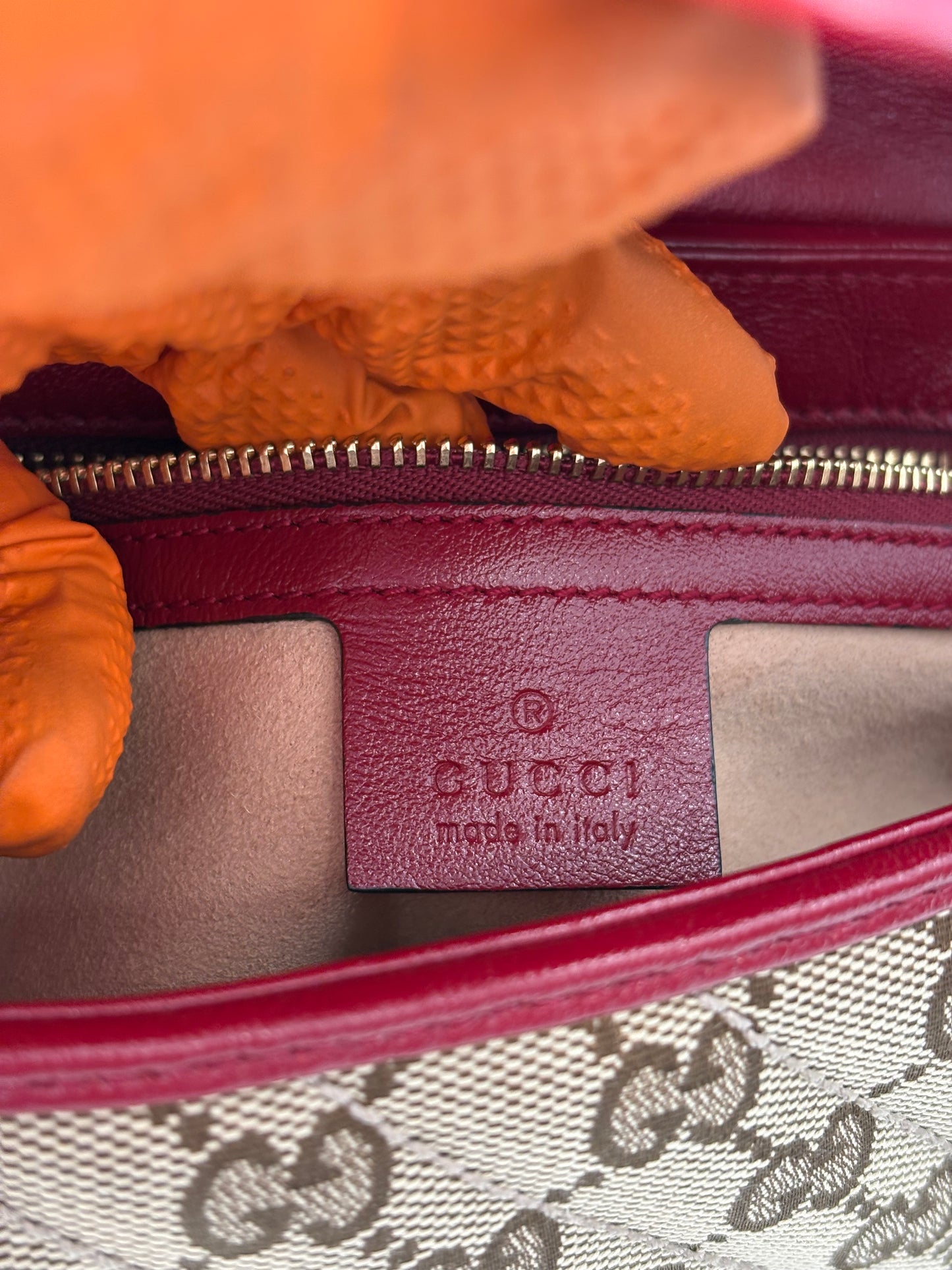 383718 - Gucci Marmont