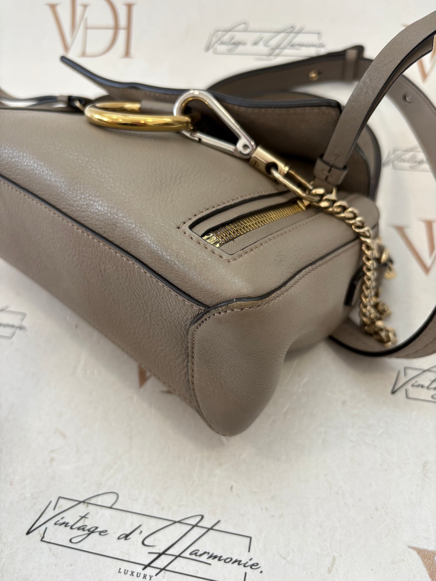 384121 - Chloé Faye