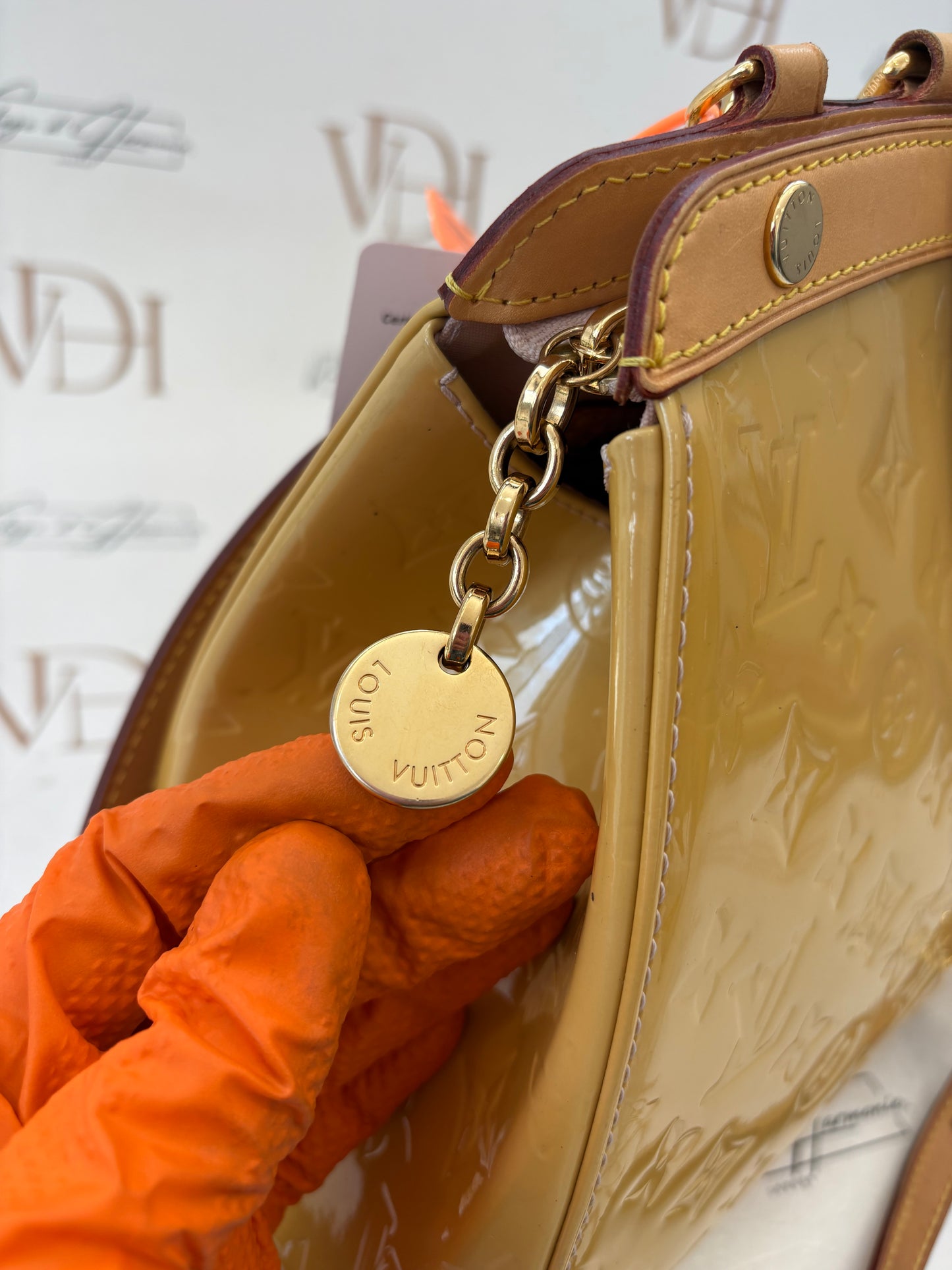 382699 - Louis Vuitton Brea