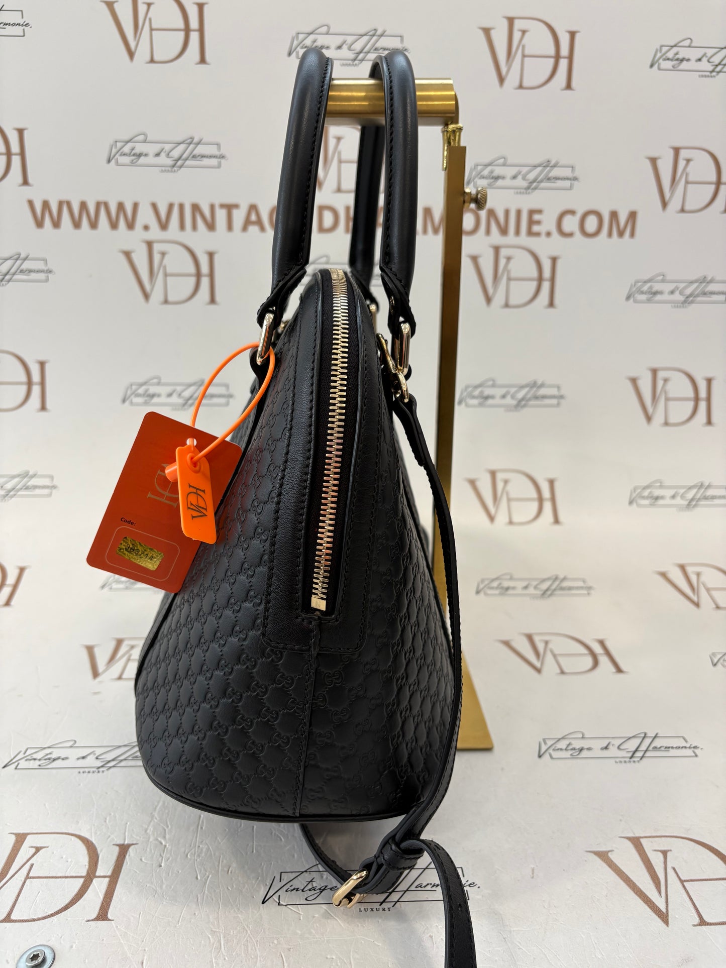 383714 - Gucci Black