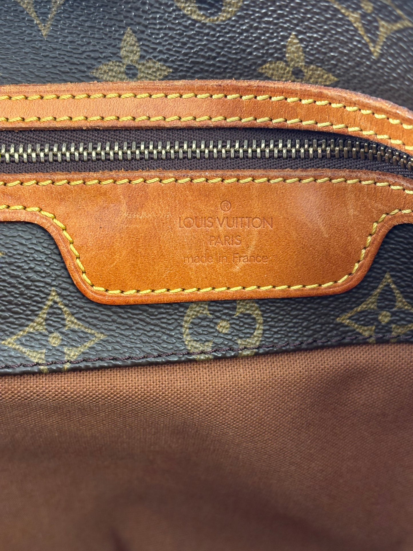 018617 - Louis Vuitton Sac Shopping