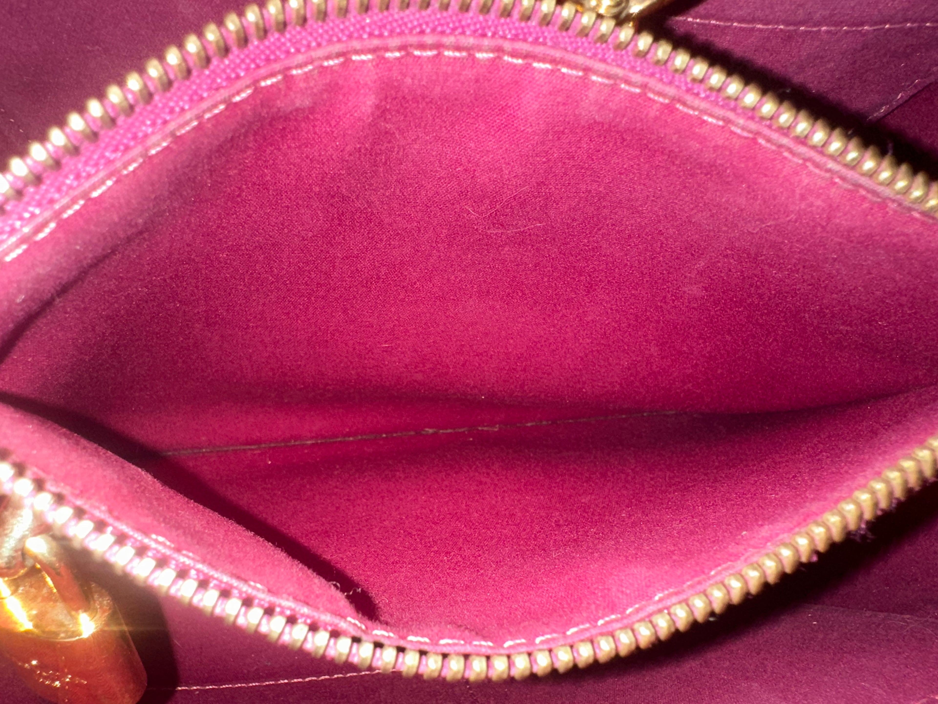 Louis Vuitton Montaigne Red