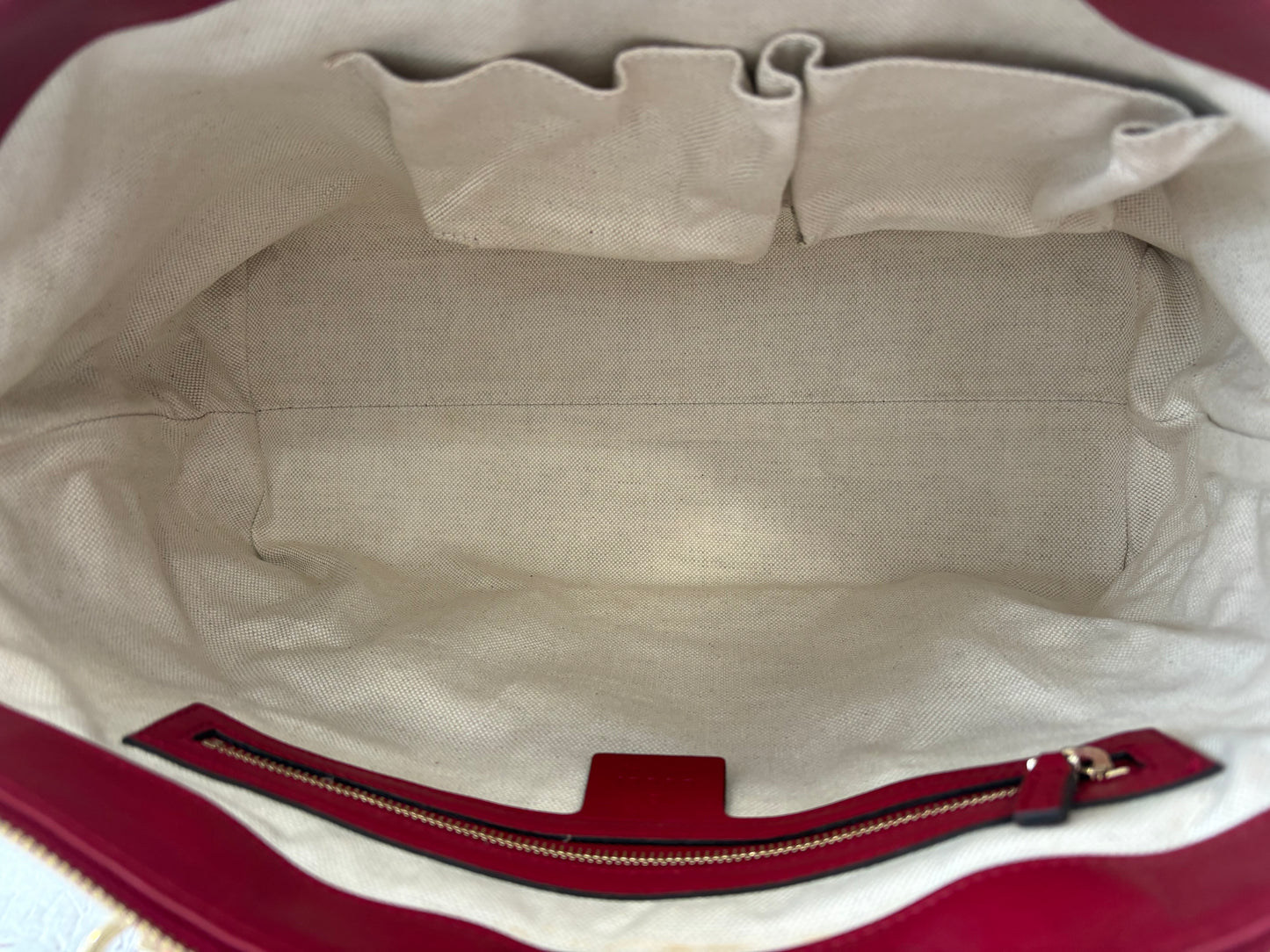 384034 - Gucci Lover