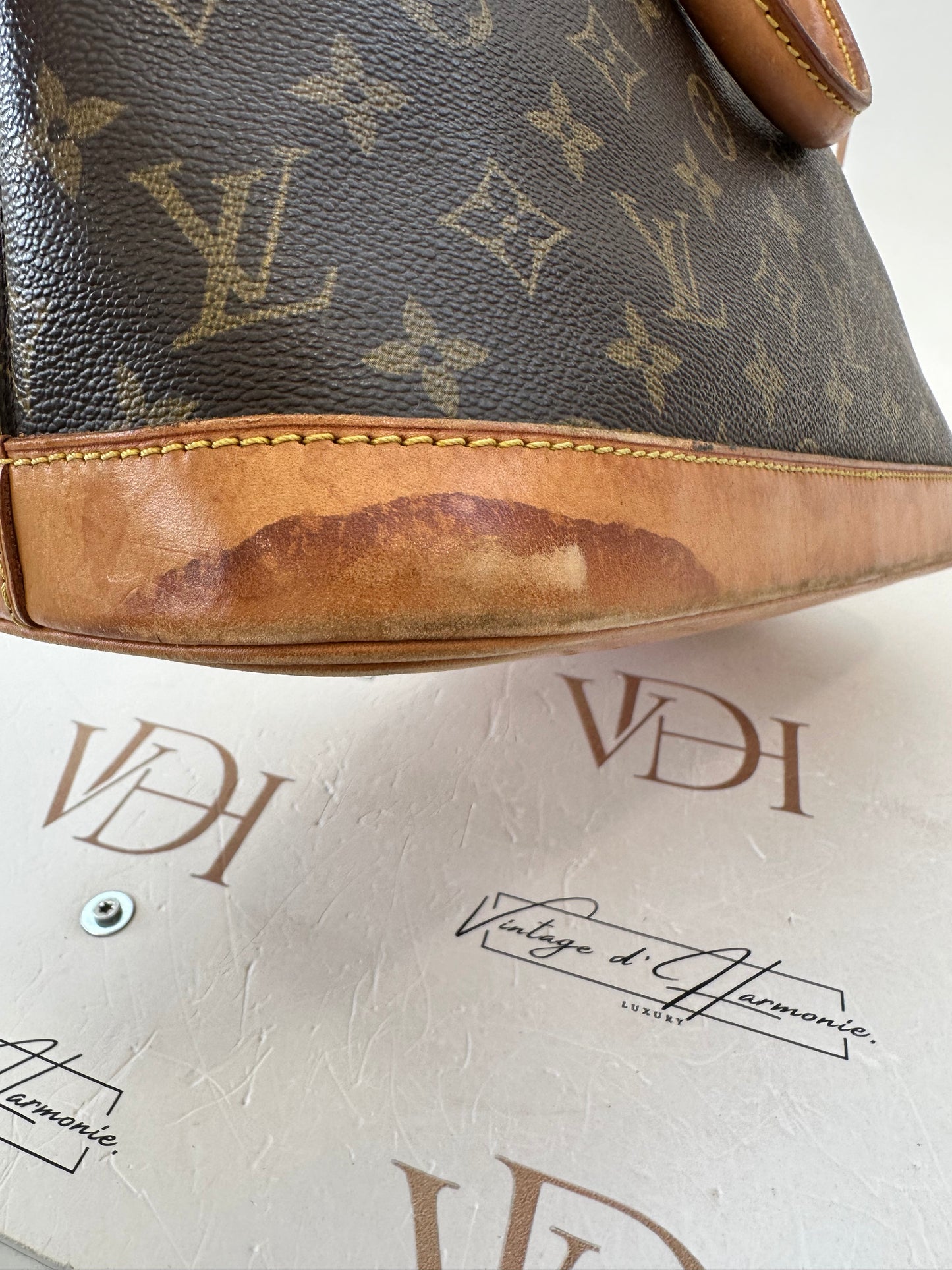 016878 - Louis Vuitton Alma