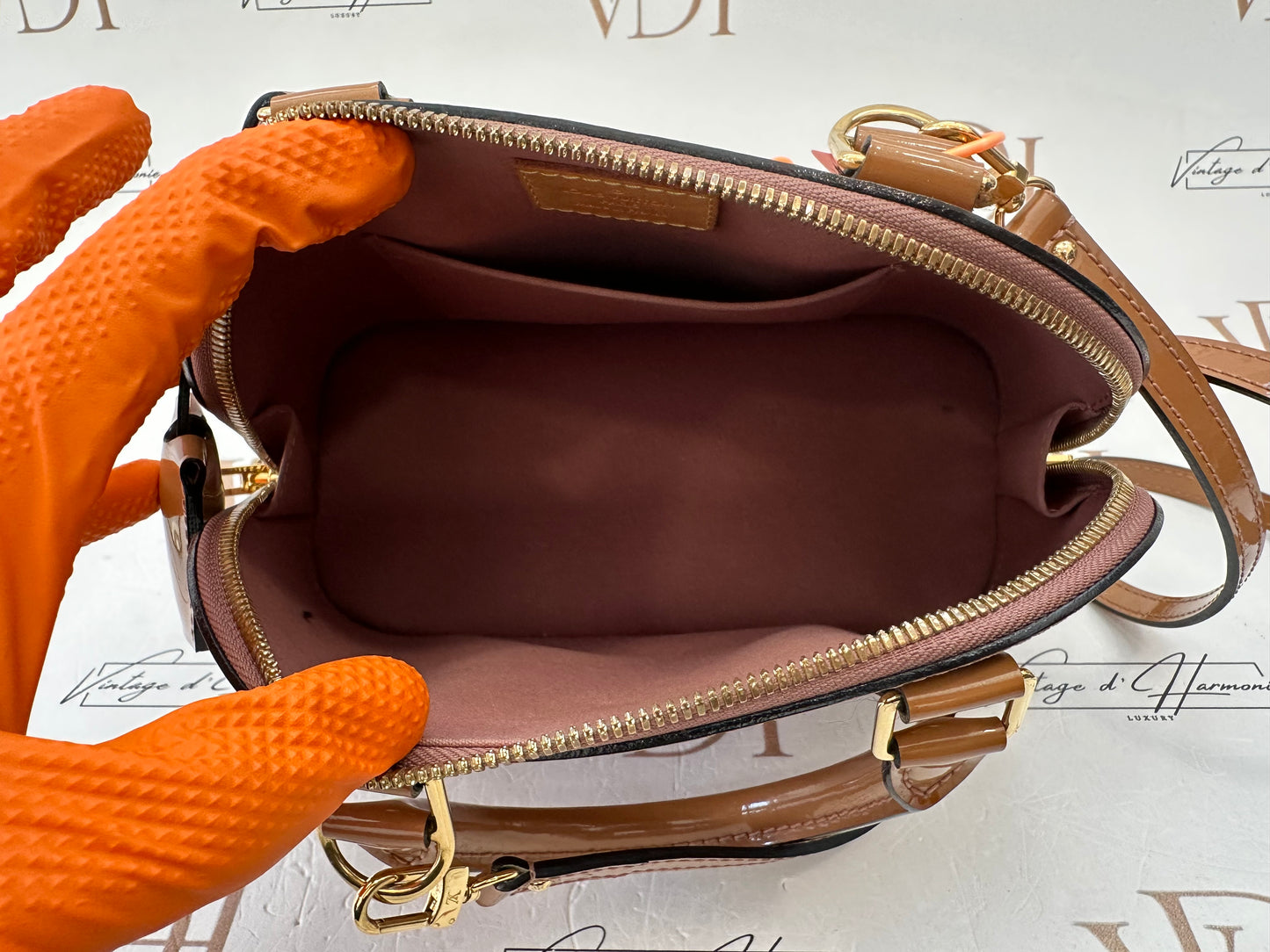 382897 - Louis Vuitton Alma BB Brown