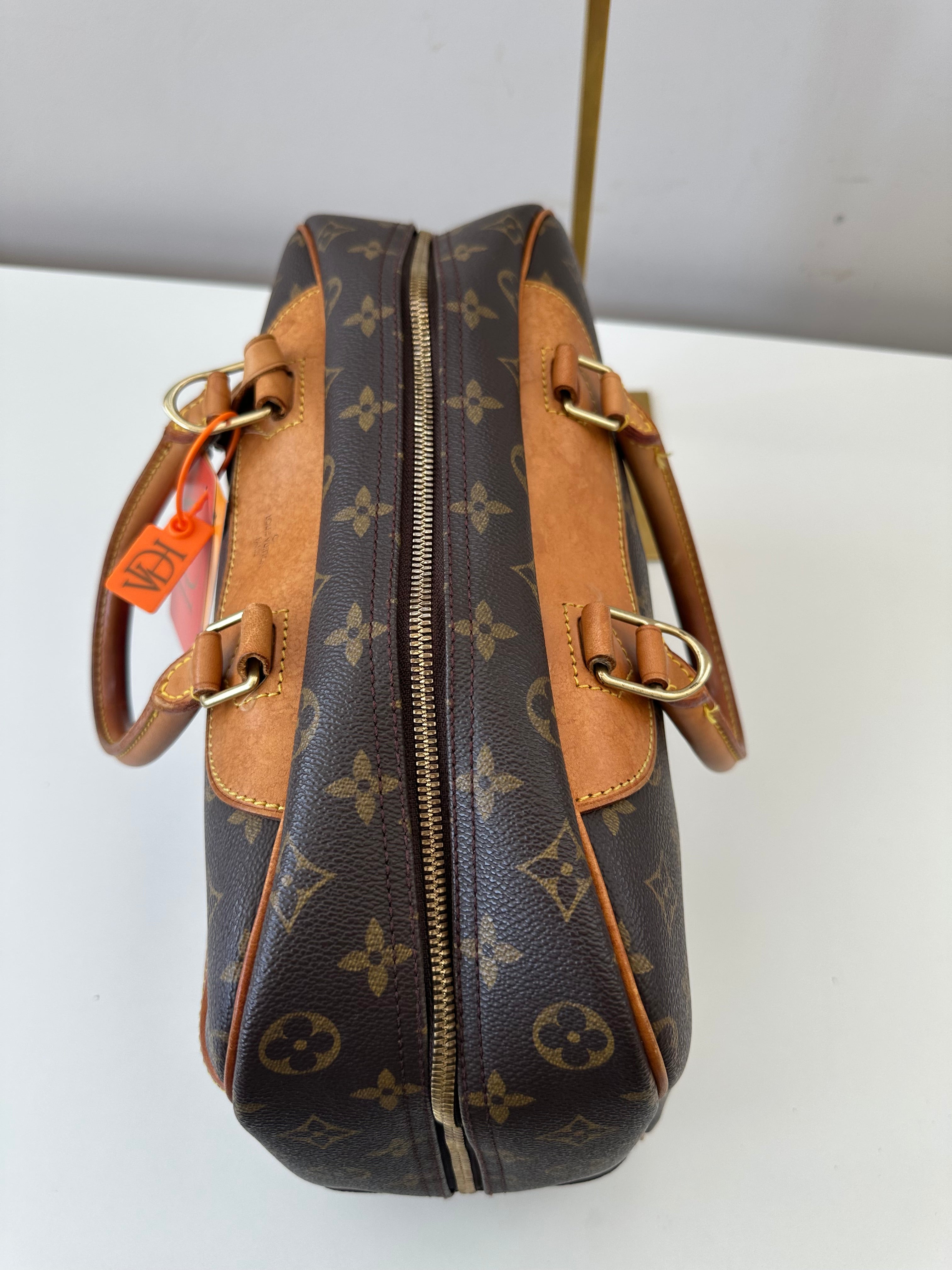 Louis Vuitton Deauville