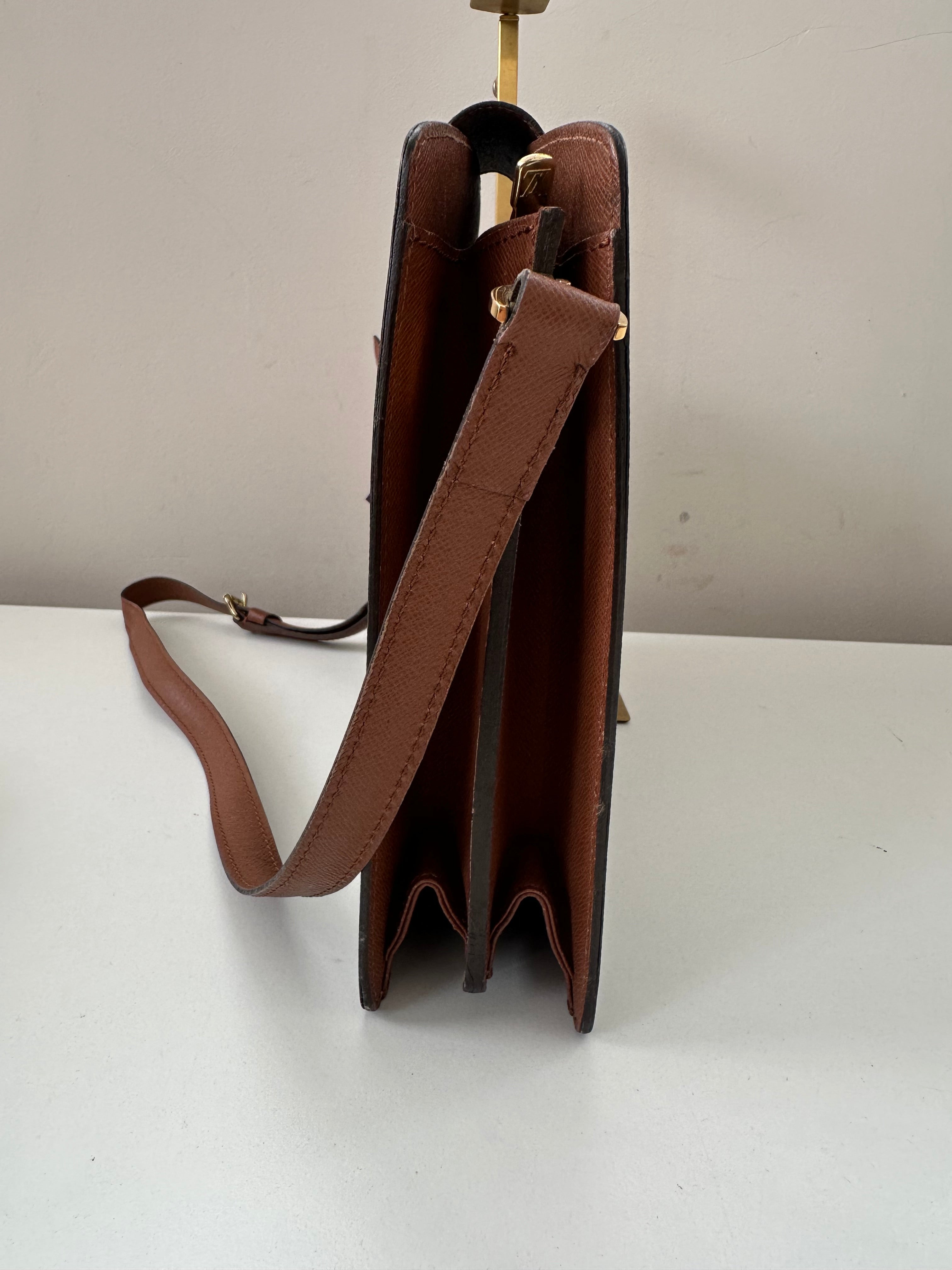 Louis Vuitton Courcelles