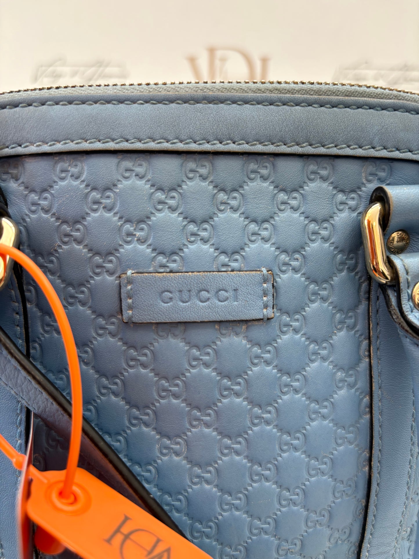 200846 - Gucci