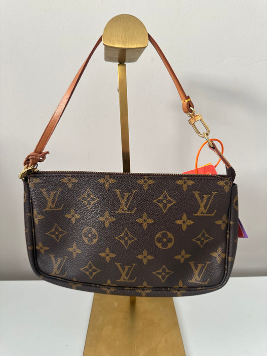Louis Vuitton Pochette
