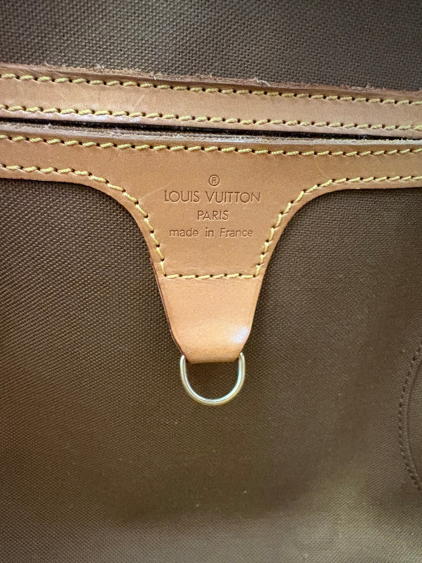 017712 - Louis Vuitton Ellipse MM